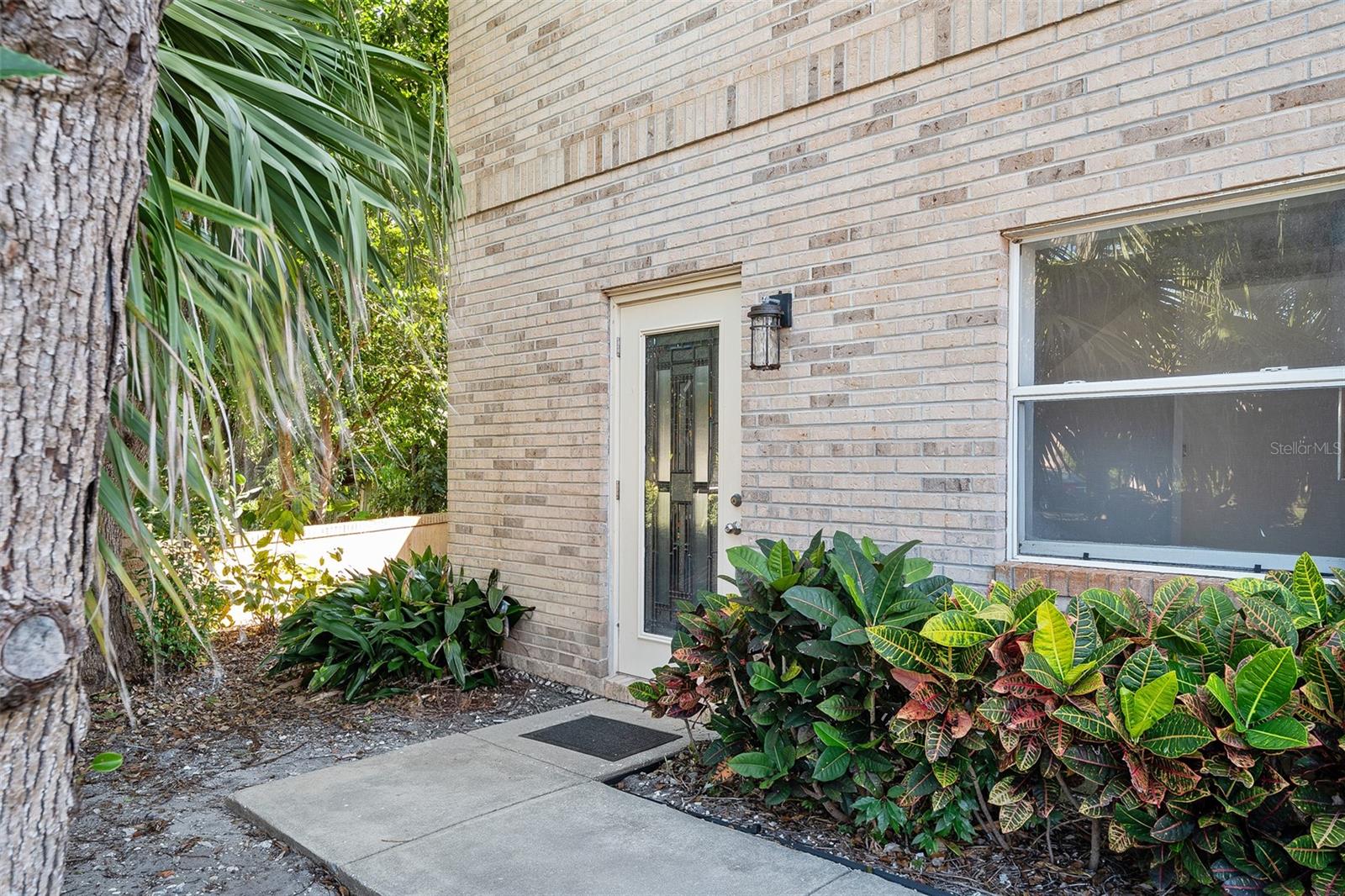 Image 65 of 78 For 2432 Dodge Drive