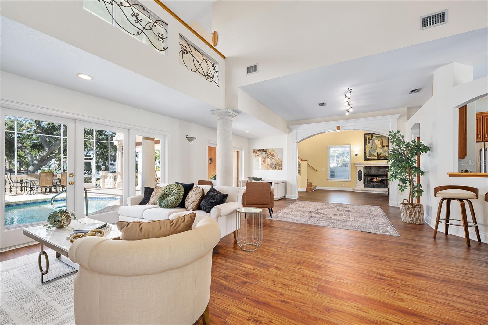 Image 8 of 78 For 2432 Dodge Drive