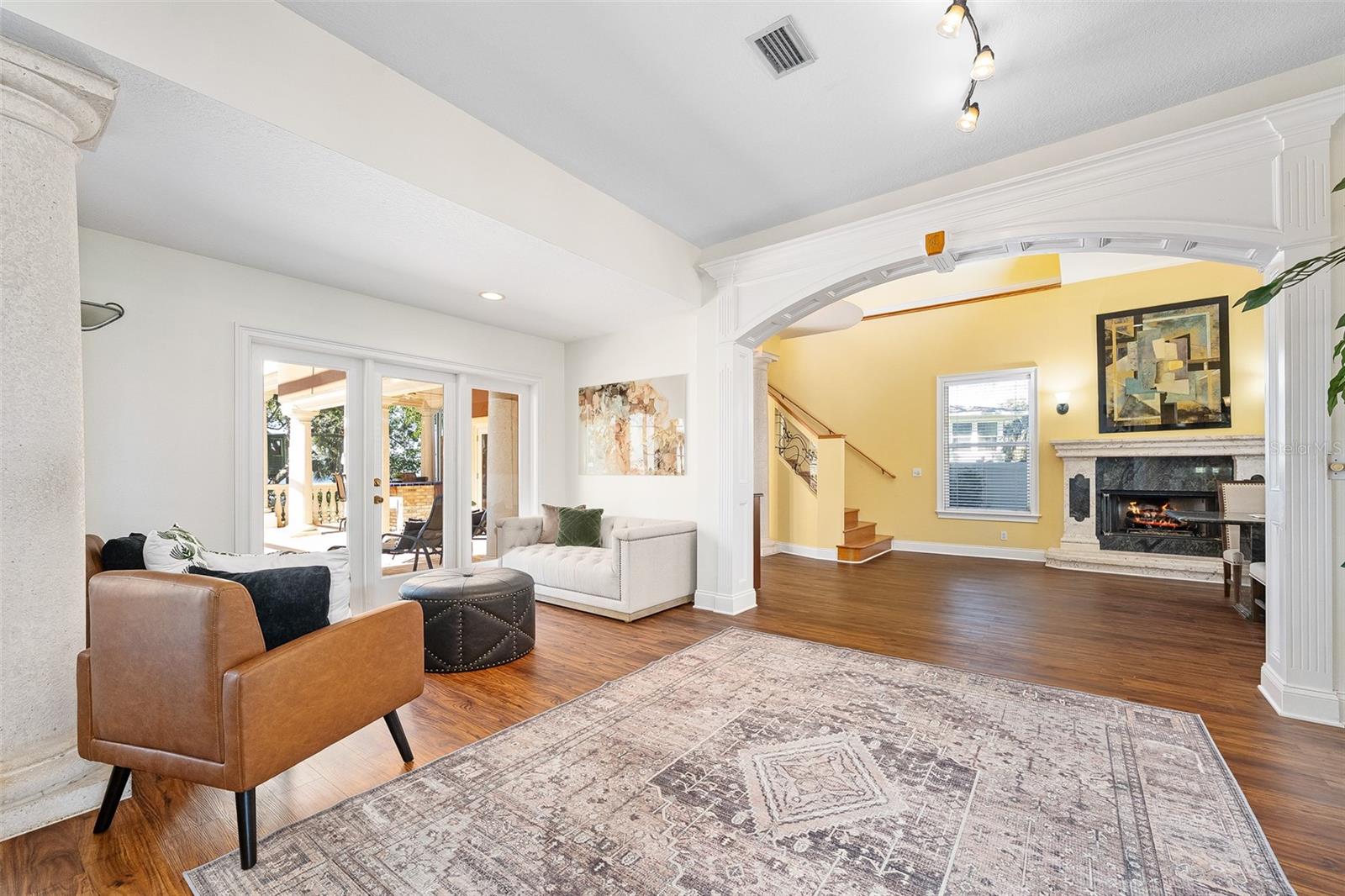 Image 9 of 78 For 2432 Dodge Drive