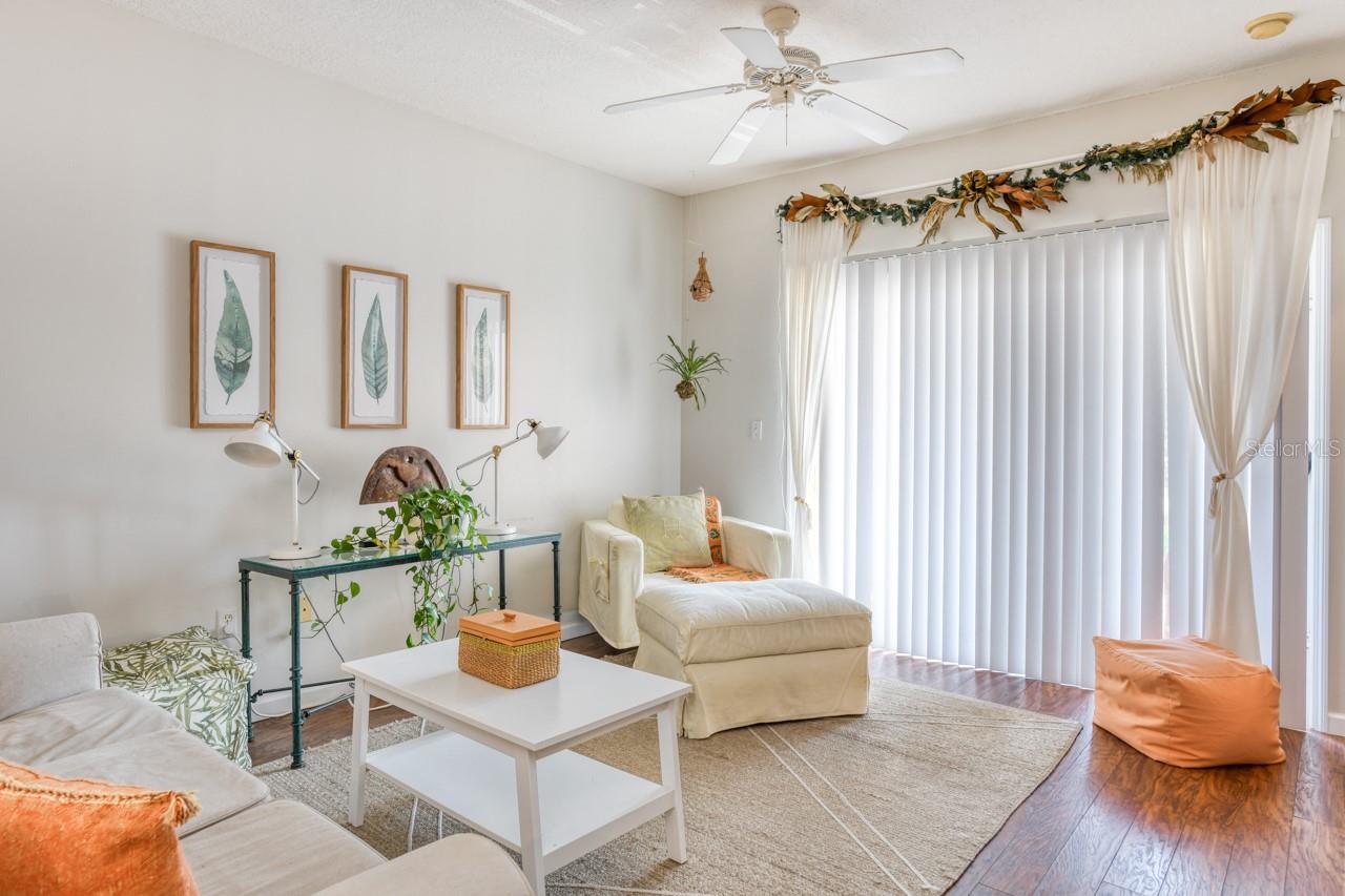 Image 10 of 36 For 605 Fairway Drive 203