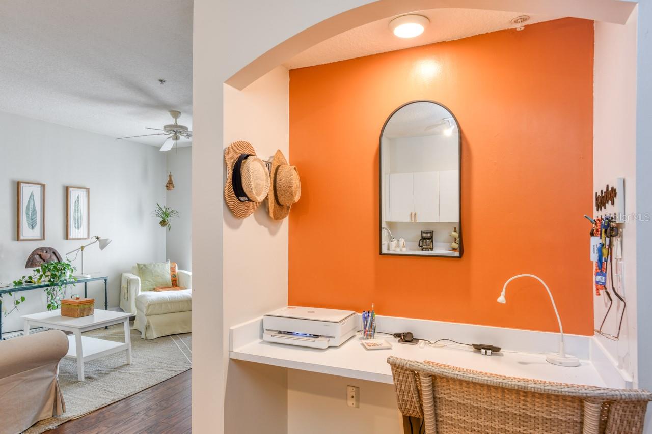 Image 8 of 36 For 605 Fairway Drive 203