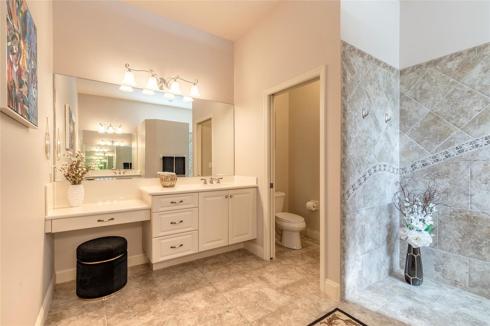 Image 28 of 48 For 1480 Kilrush Drive