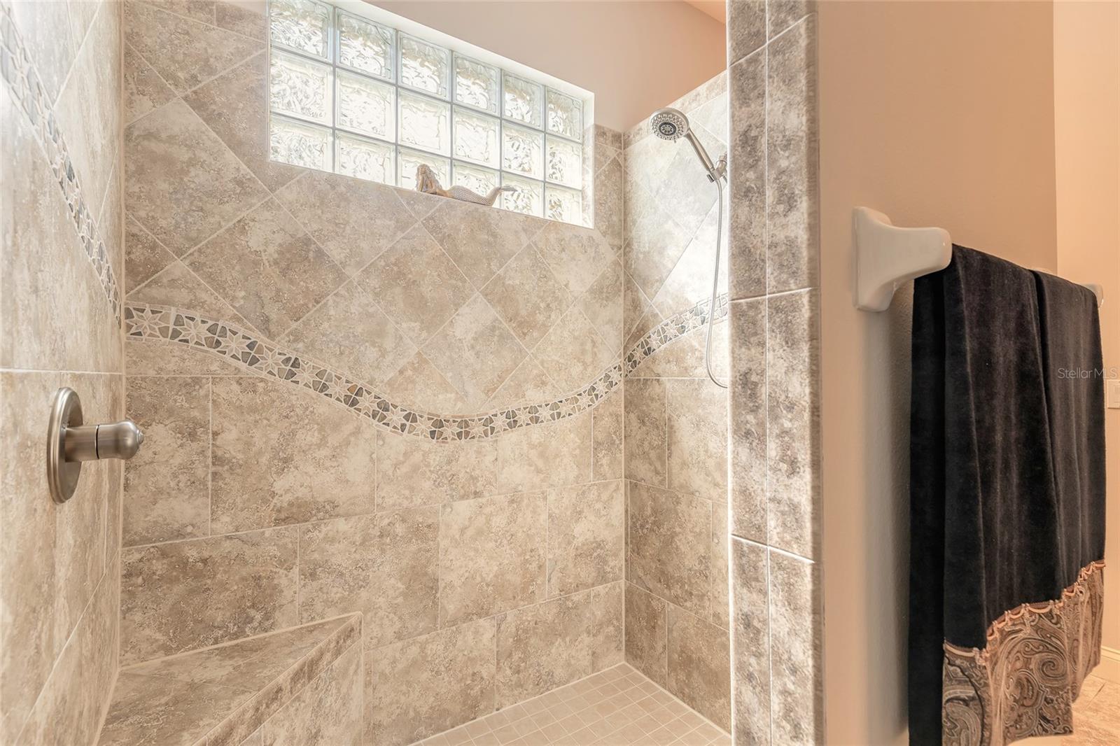 Image 30 of 48 For 1480 Kilrush Drive