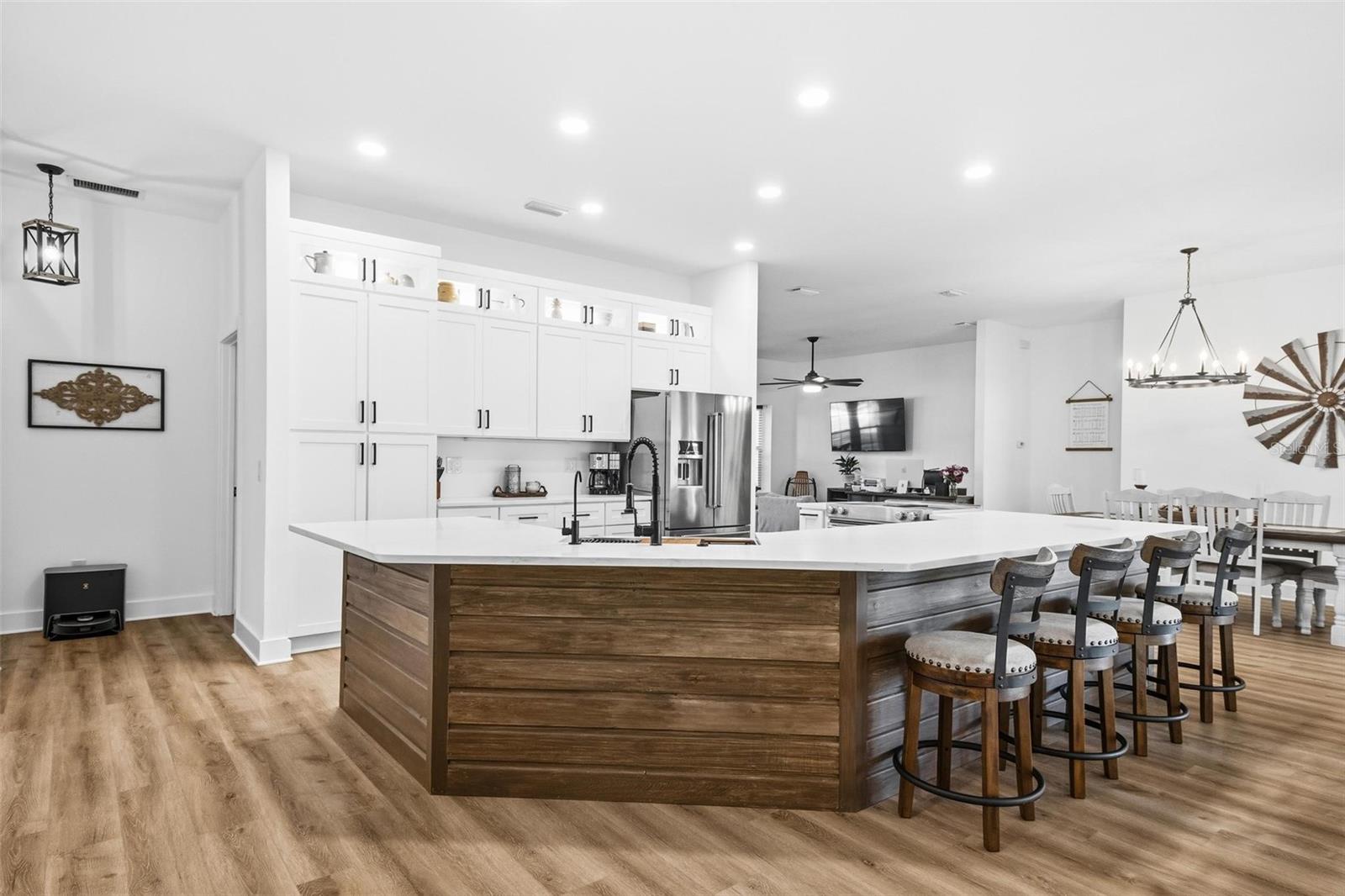 Image 17 of 56 For 928 Gallberry Court