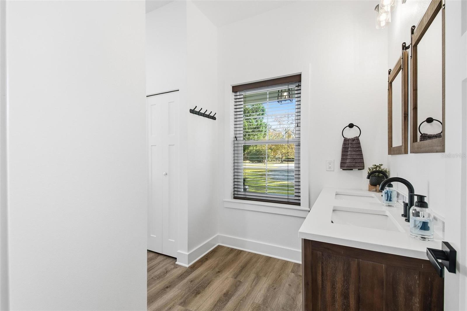 Image 30 of 56 For 928 Gallberry Court