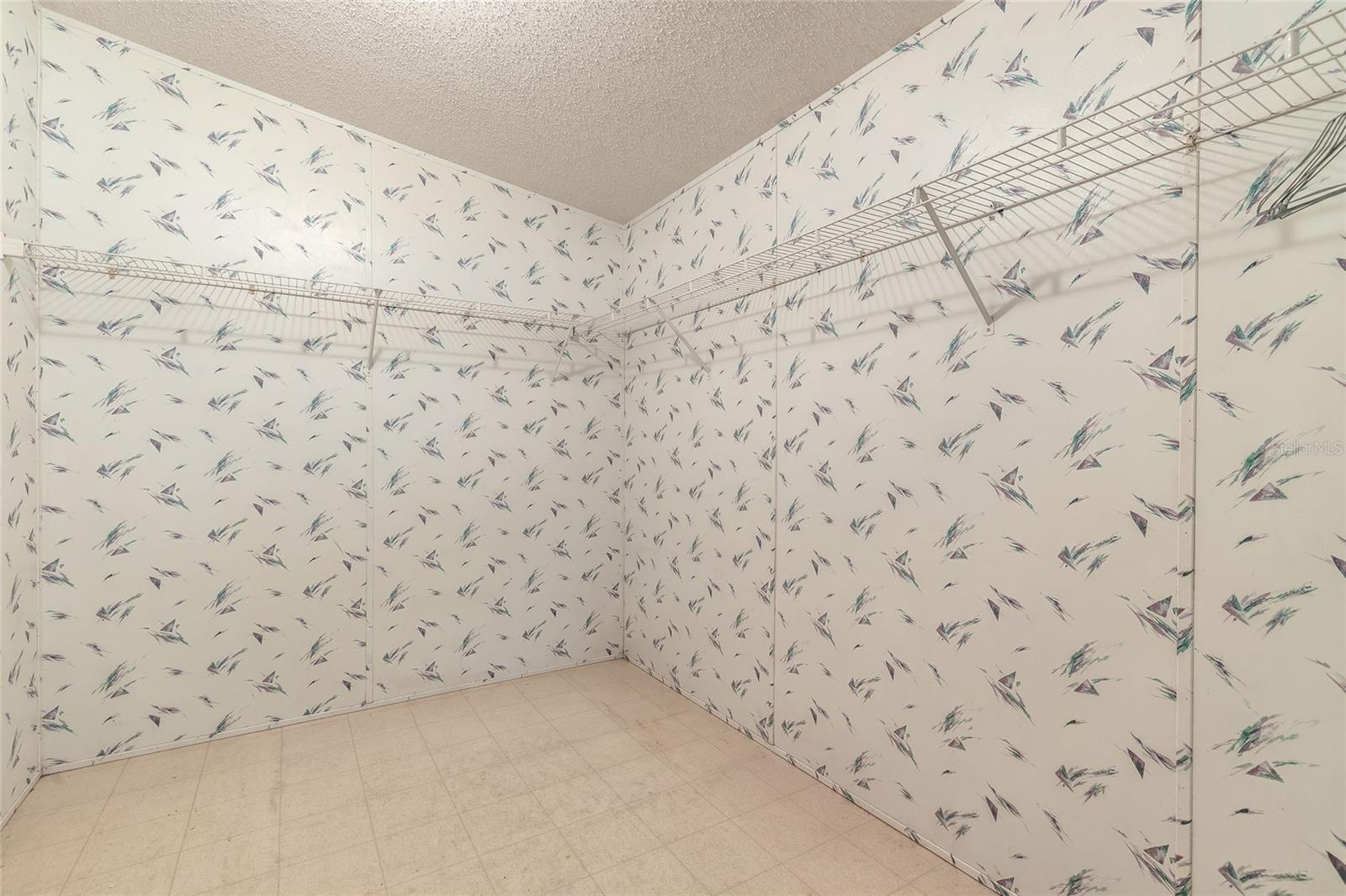 Image 23 of 43 For 2127 Oak Street