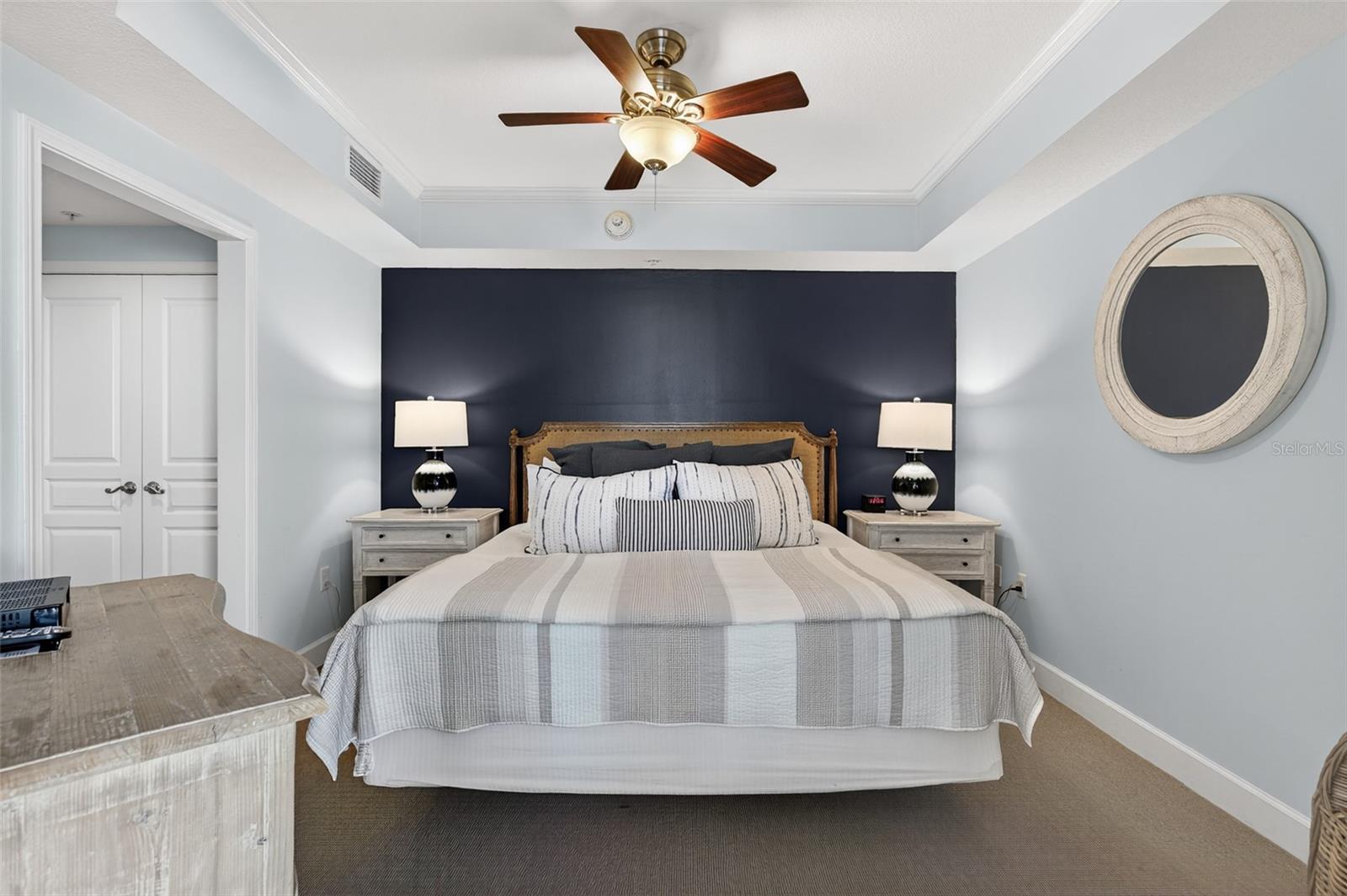 Image 37 of 100 For 200 Ocean Crest Drive 605