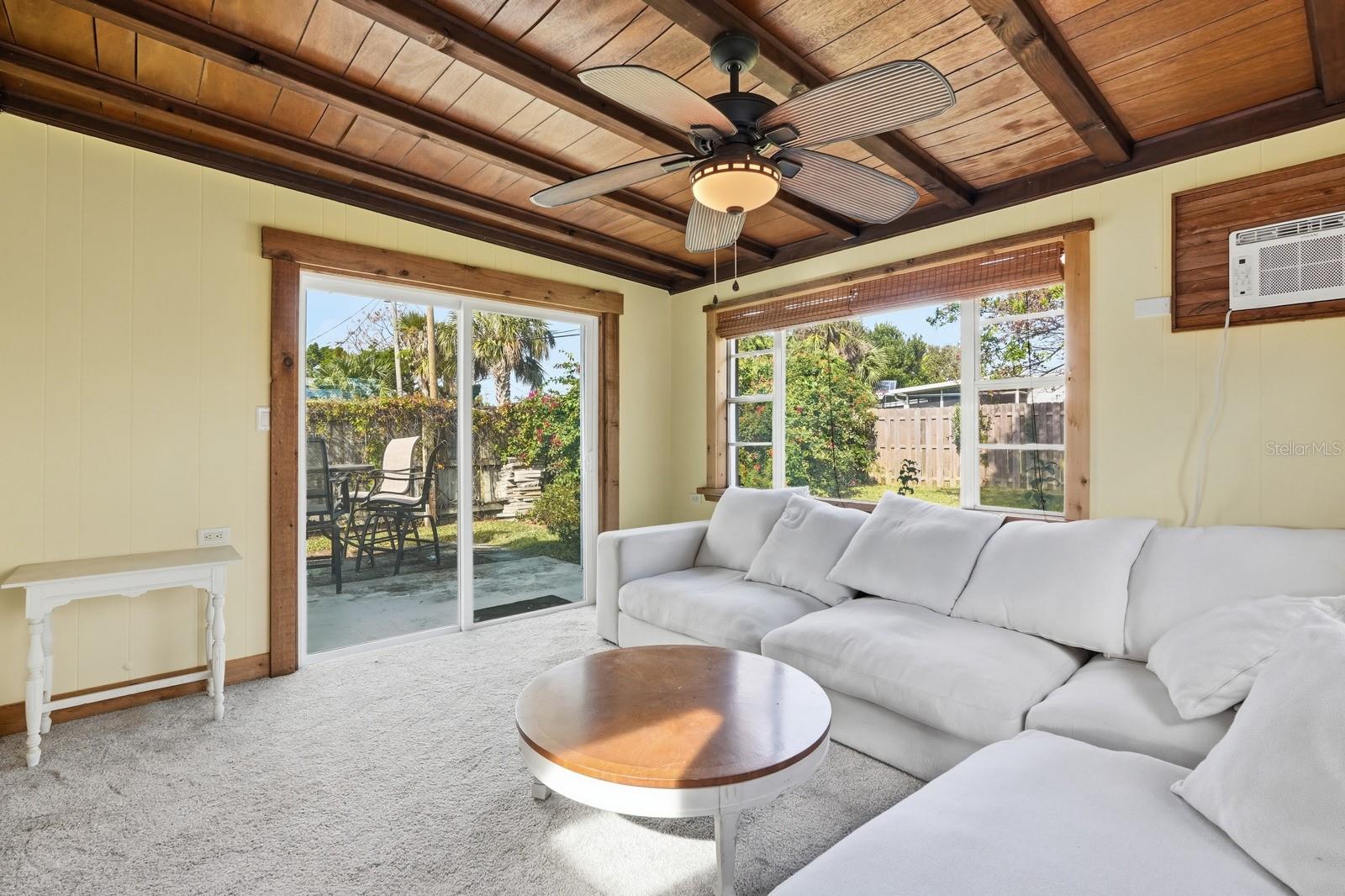 Image 18 of 32 For 119 Essex Drive