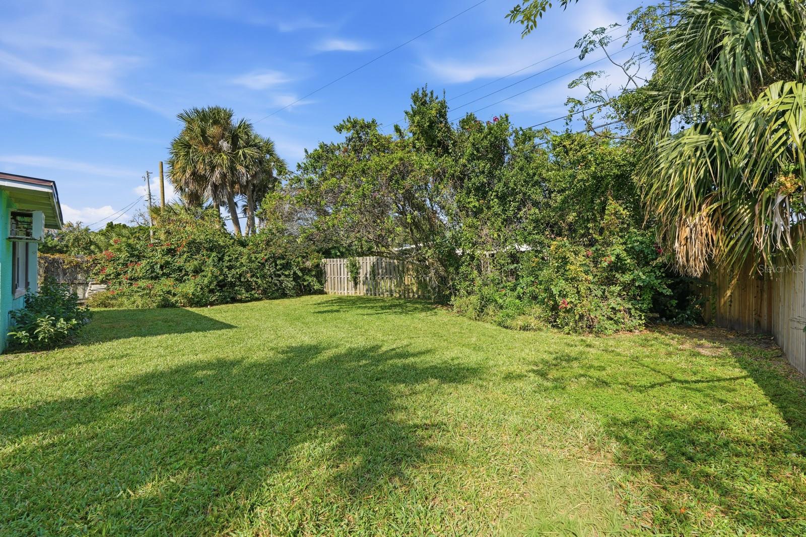 Image 25 of 32 For 119 Essex Drive