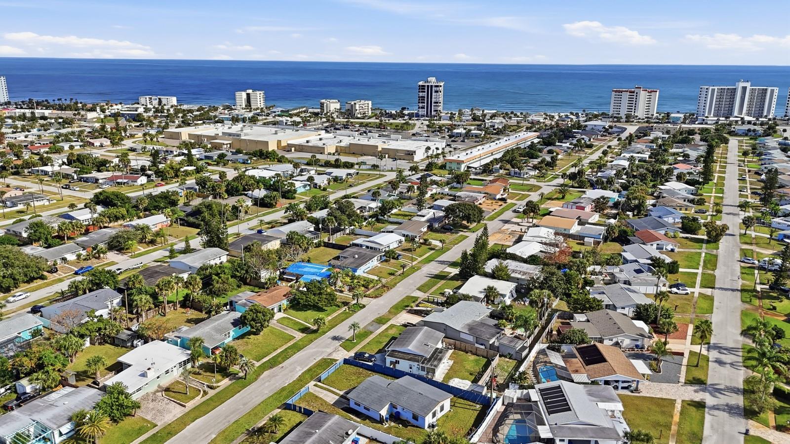 Image 30 of 32 For 119 Essex Drive