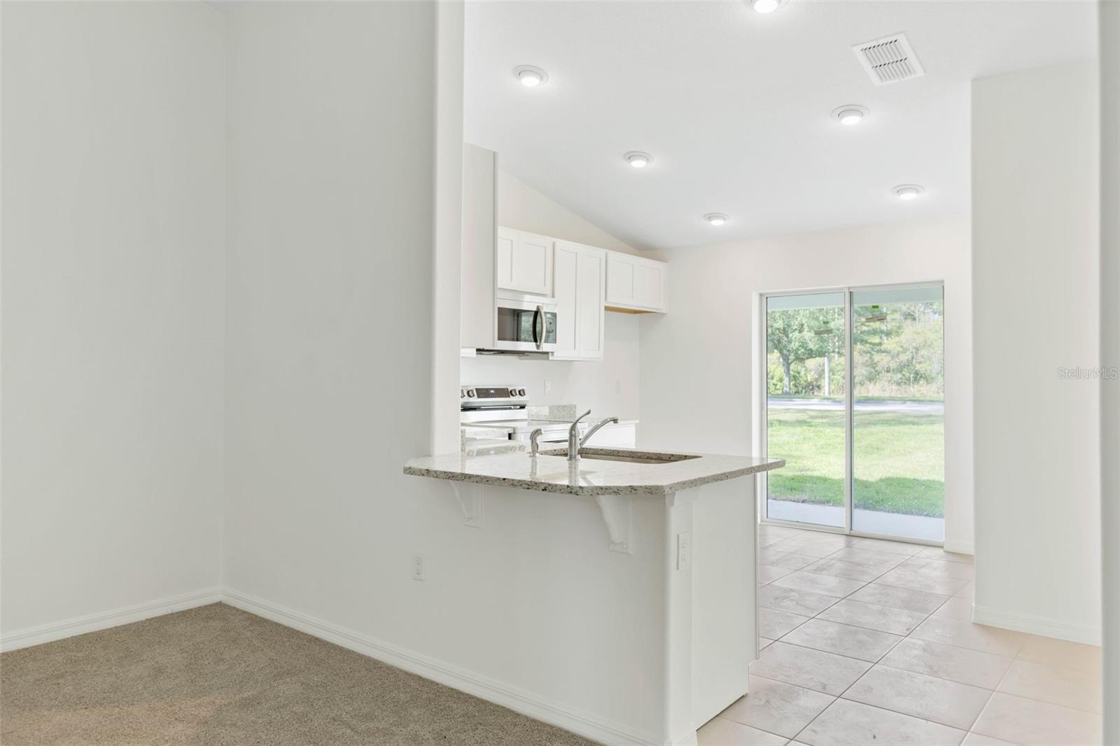 Image 9 of 20 For 20 Buttonwood Lane