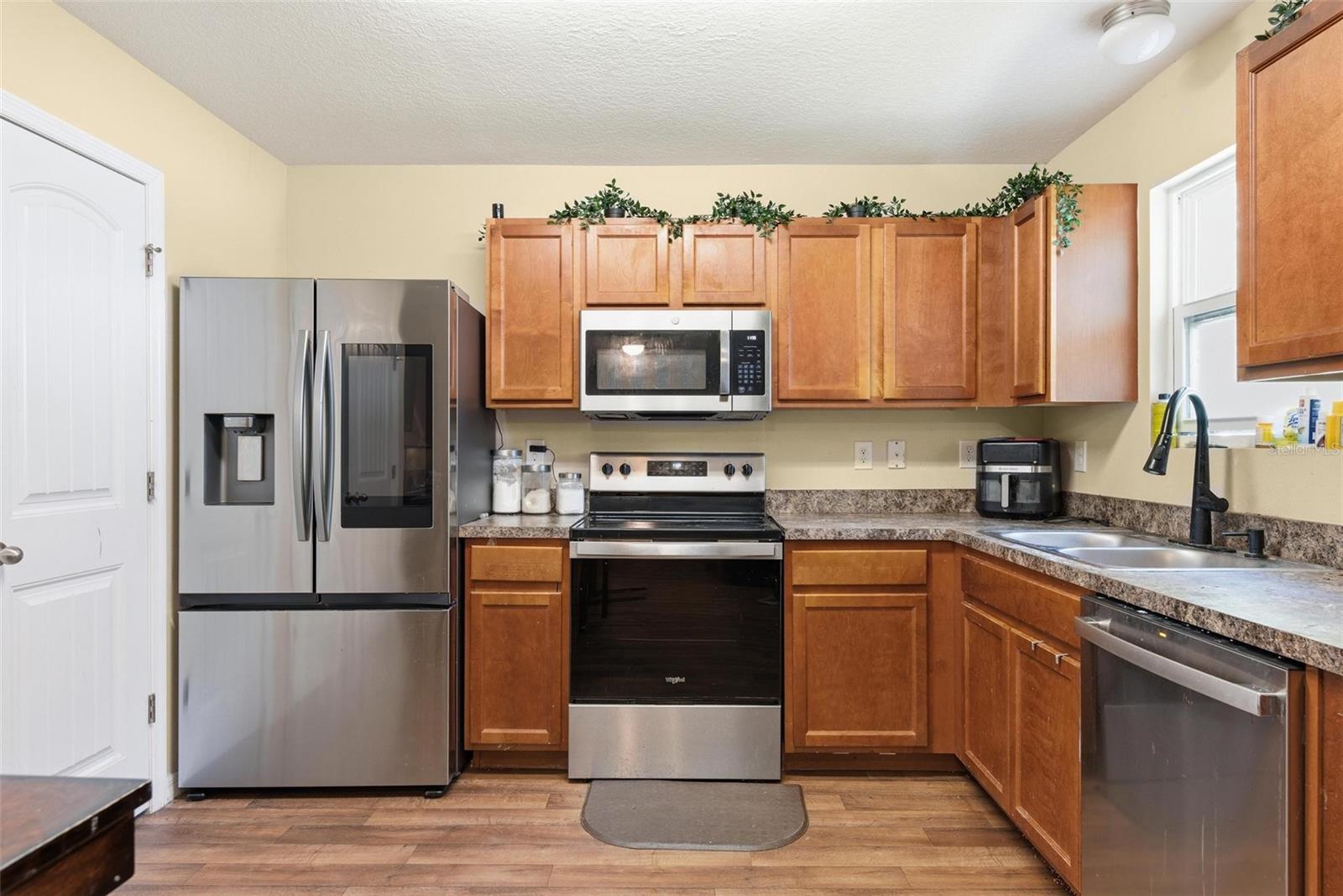 Image 15 of 37 For 51 Birchwood Drive