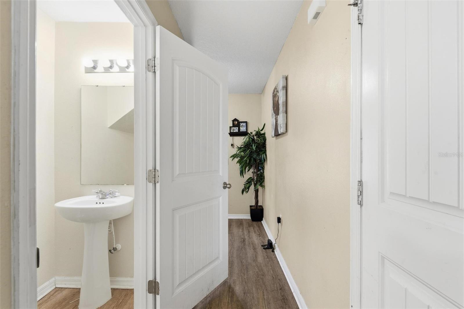 Image 19 of 37 For 51 Birchwood Drive