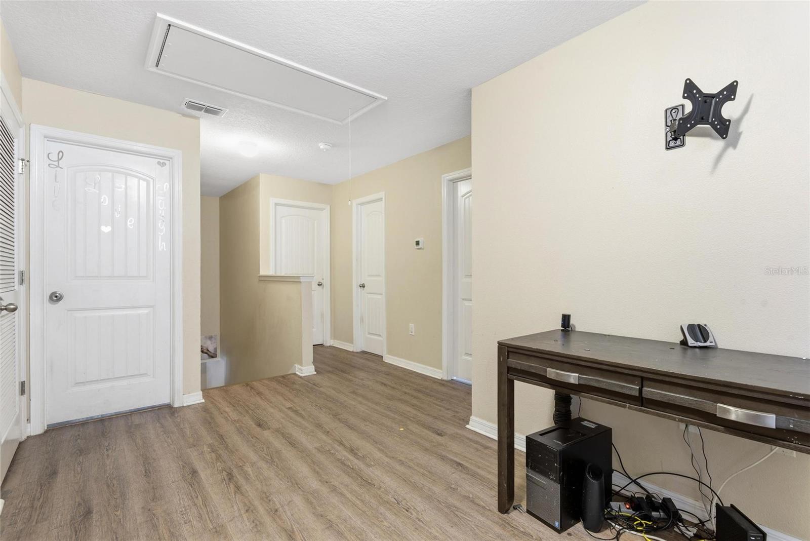 Image 21 of 37 For 51 Birchwood Drive