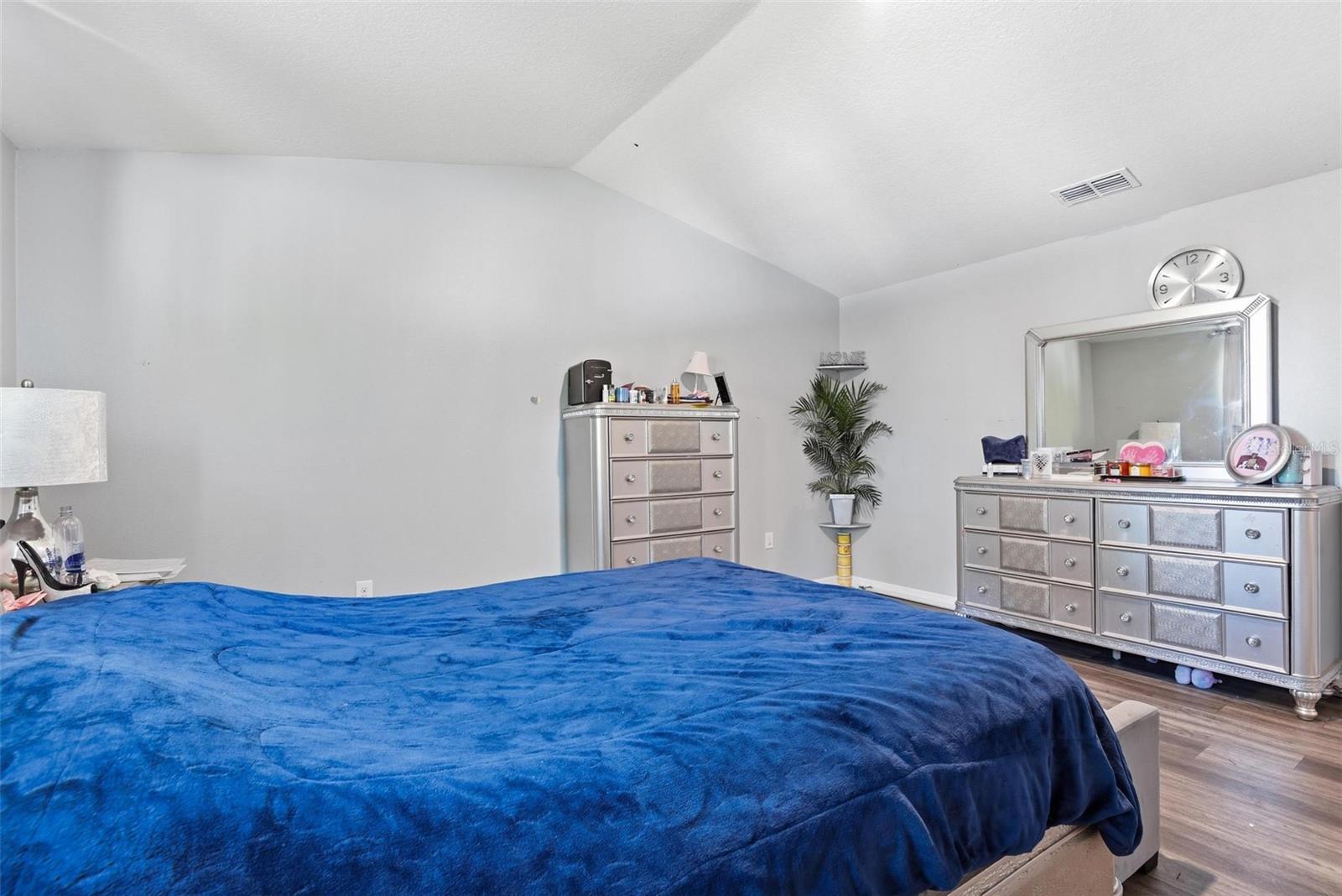 Image 26 of 37 For 51 Birchwood Drive