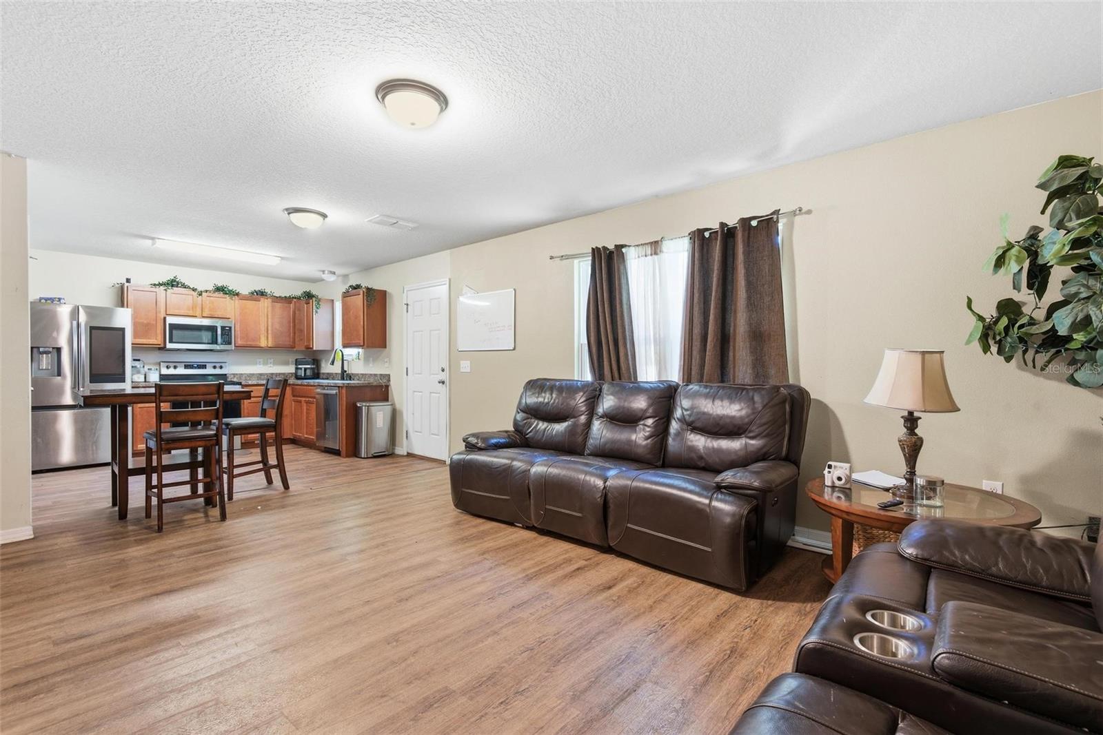 Image 9 of 37 For 51 Birchwood Drive