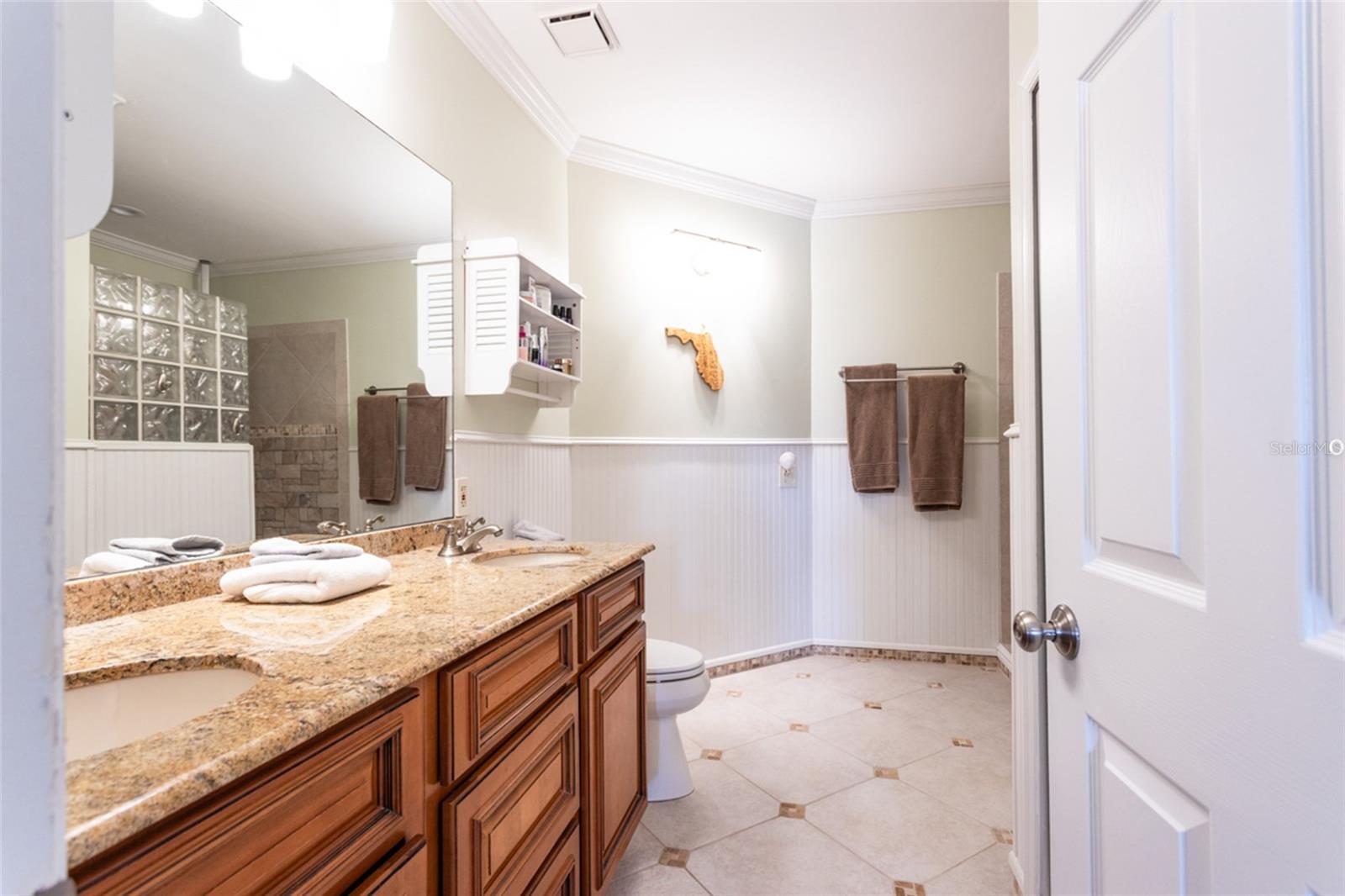 Image 23 of 42 For 68 Rivers Edge Lane 68