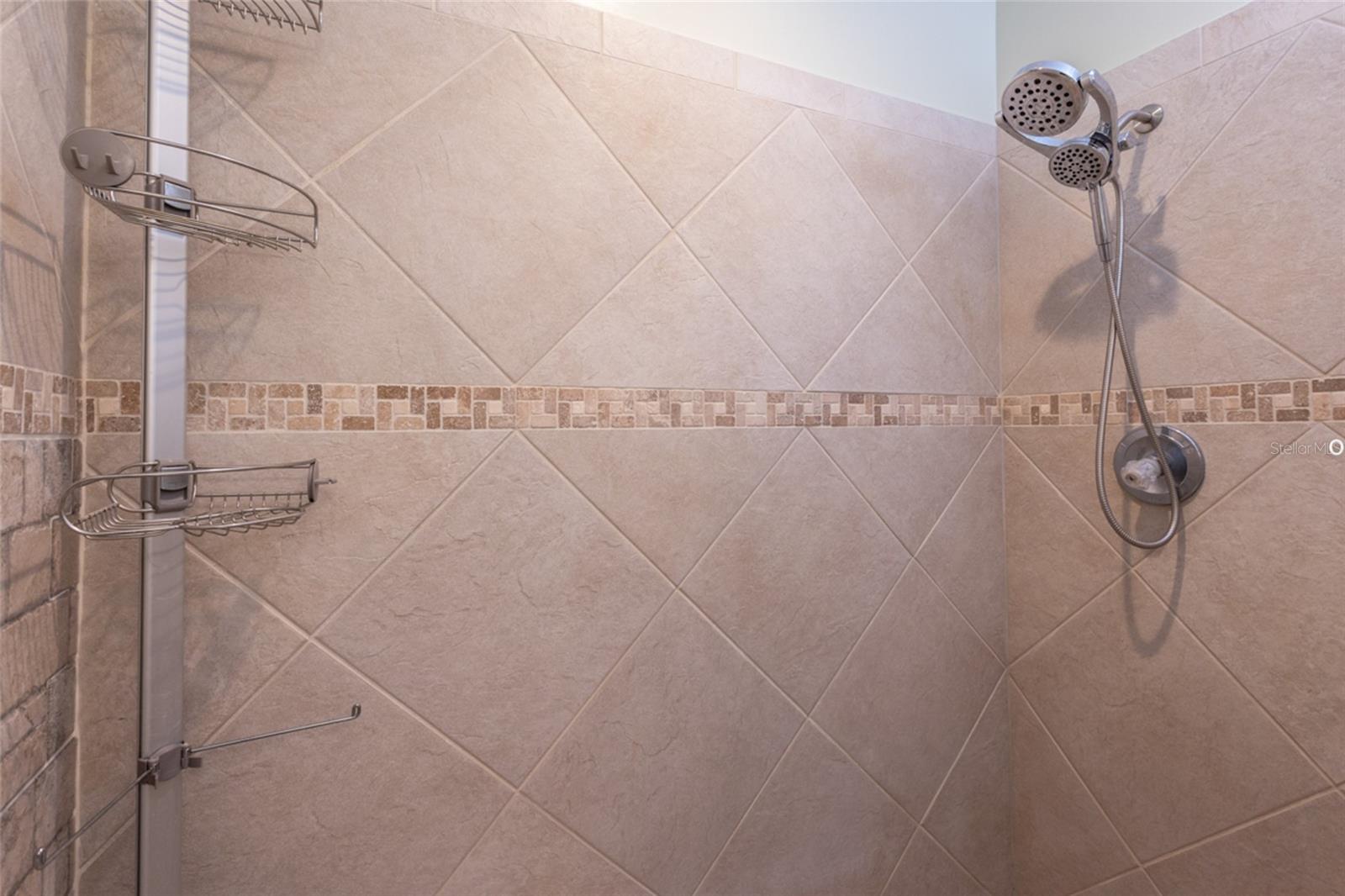 Image 25 of 42 For 68 Rivers Edge Lane 68