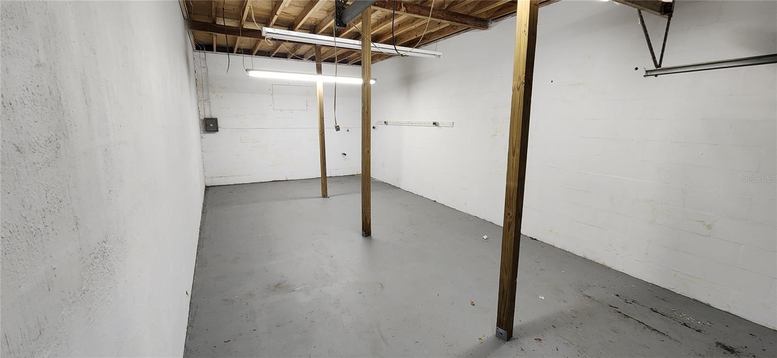 Image 7 of 7 For 111 Summit Street