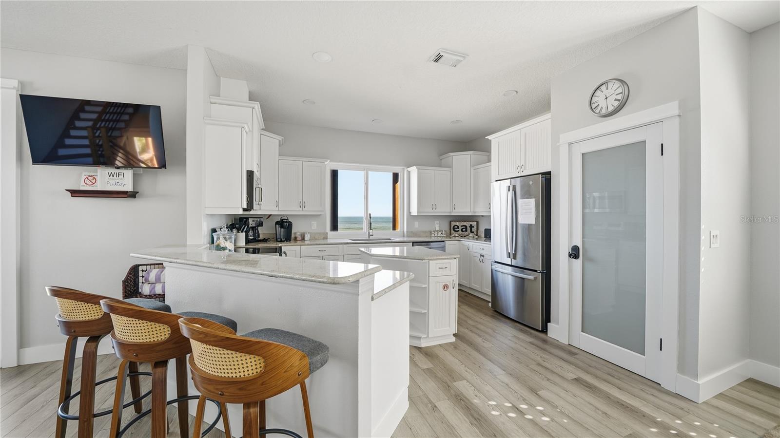 Image 14 of 82 For 3341 Ocean Shore Boulevard