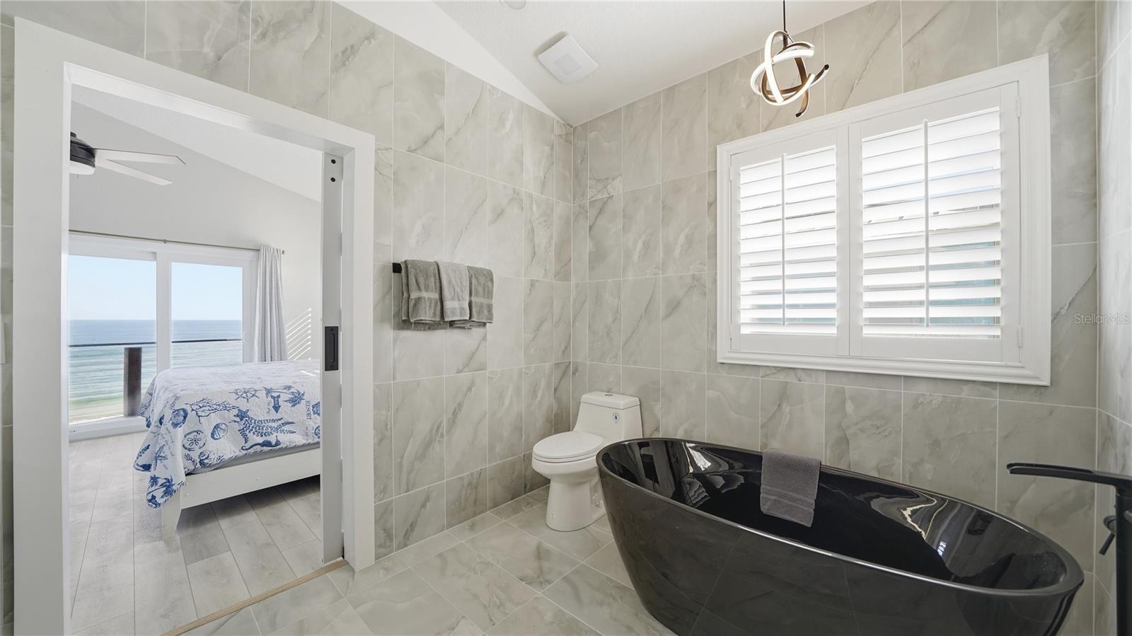 Image 37 of 82 For 3341 Ocean Shore Boulevard