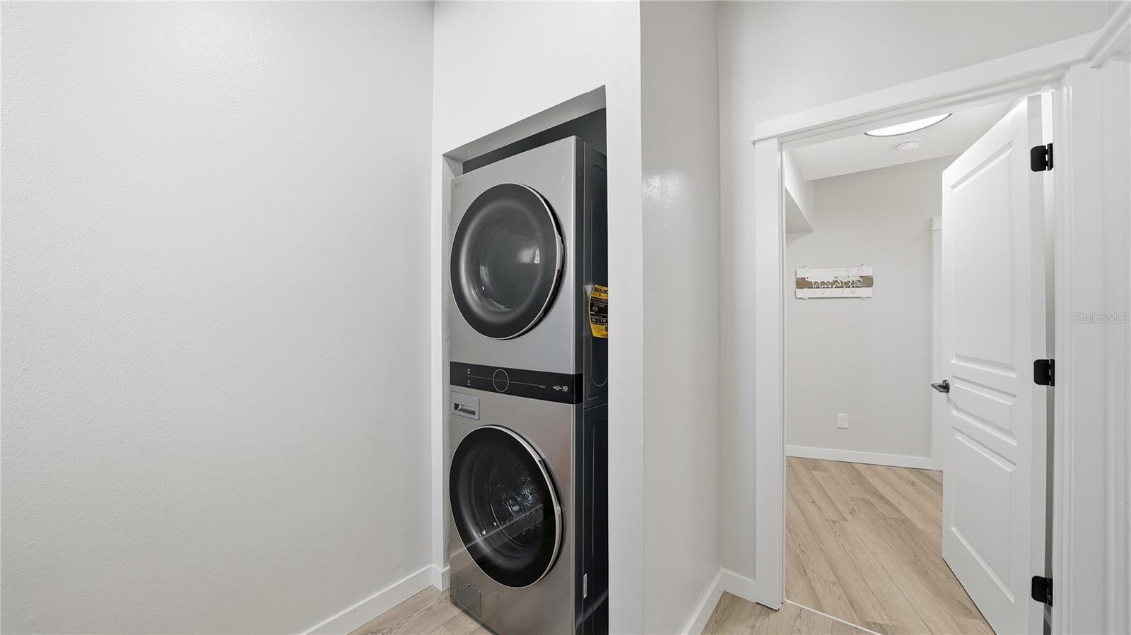 Image 44 of 82 For 3341 Ocean Shore Boulevard