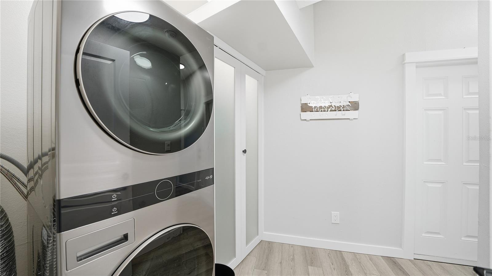 Image 45 of 82 For 3341 Ocean Shore Boulevard