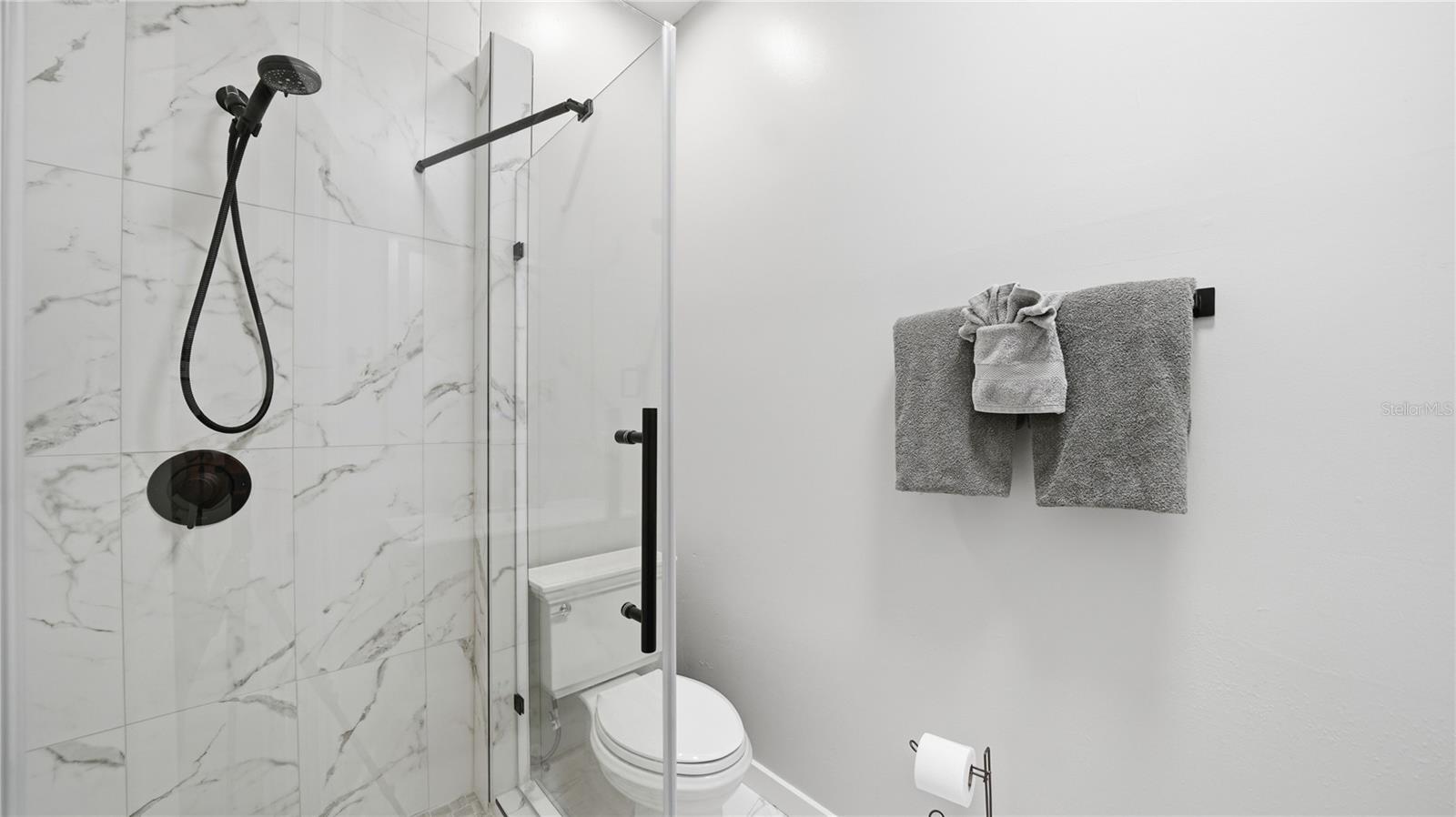 Image 51 of 82 For 3341 Ocean Shore Boulevard