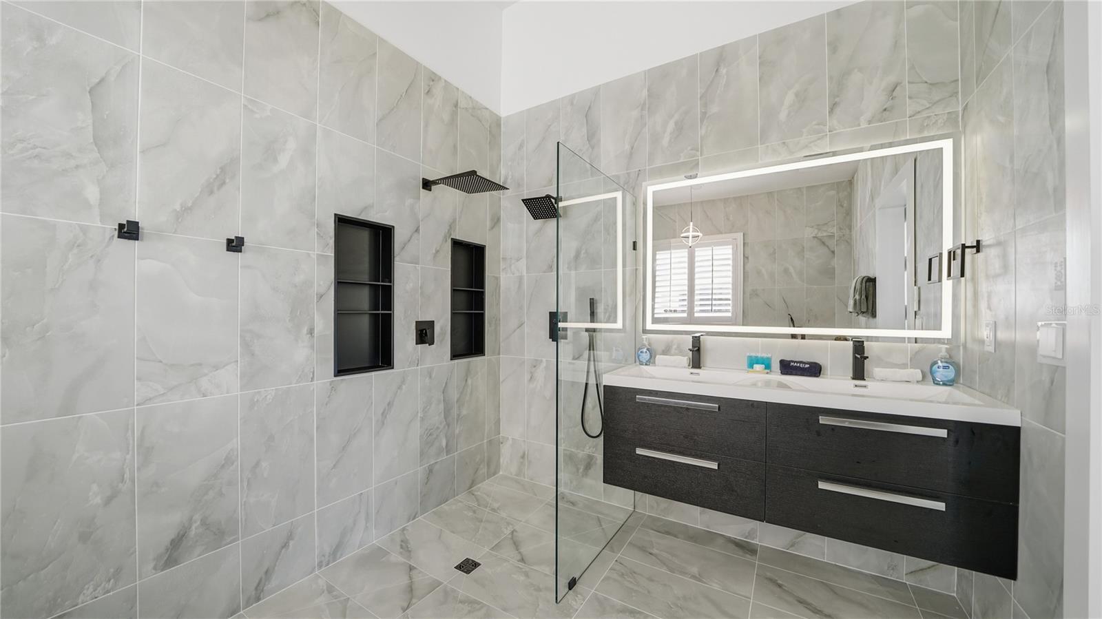 Image 9 of 82 For 3341 Ocean Shore Boulevard