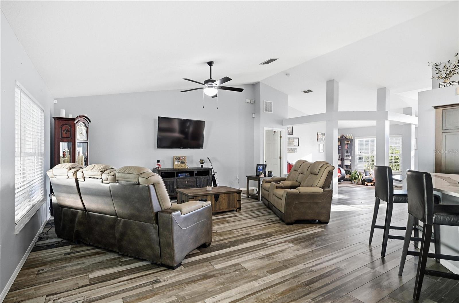 Image 12 of 49 For 28 Biscay Lane