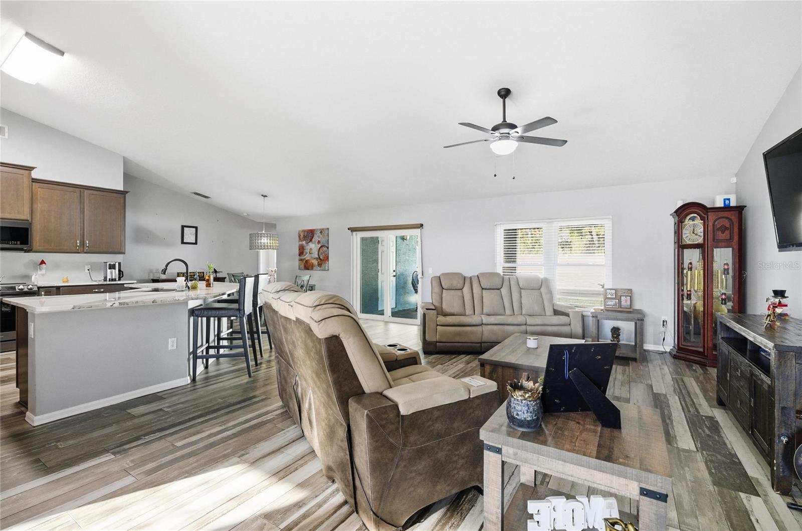 Image 14 of 49 For 28 Biscay Lane