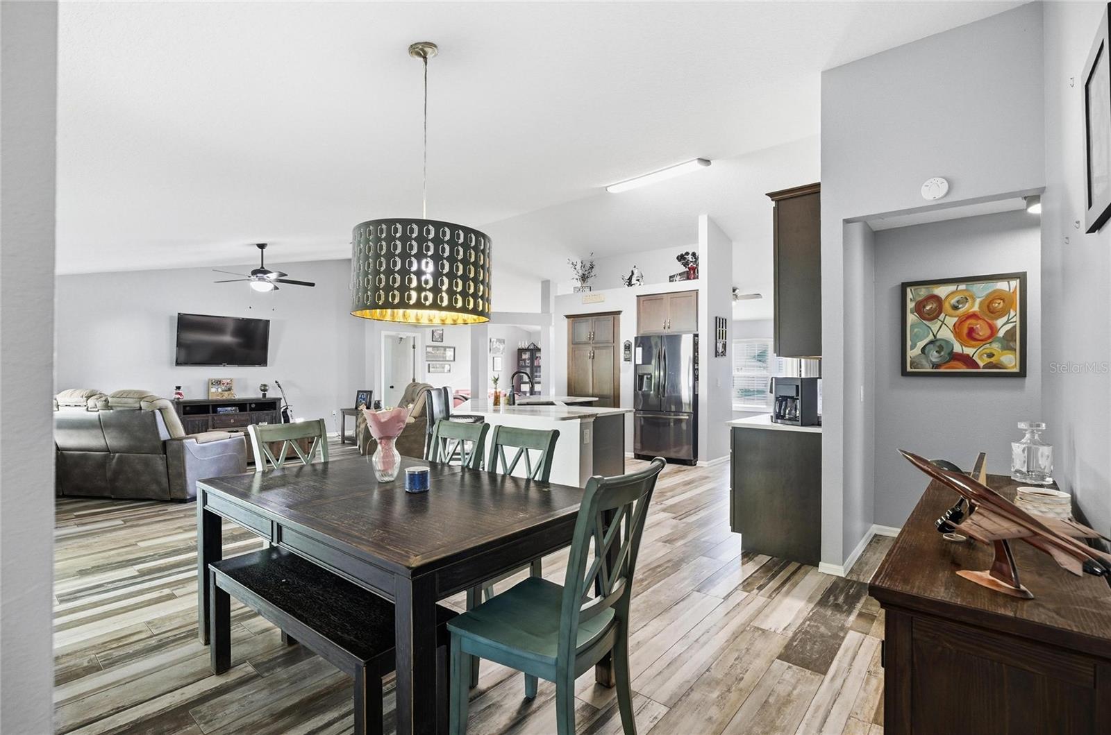 Image 17 of 49 For 28 Biscay Lane