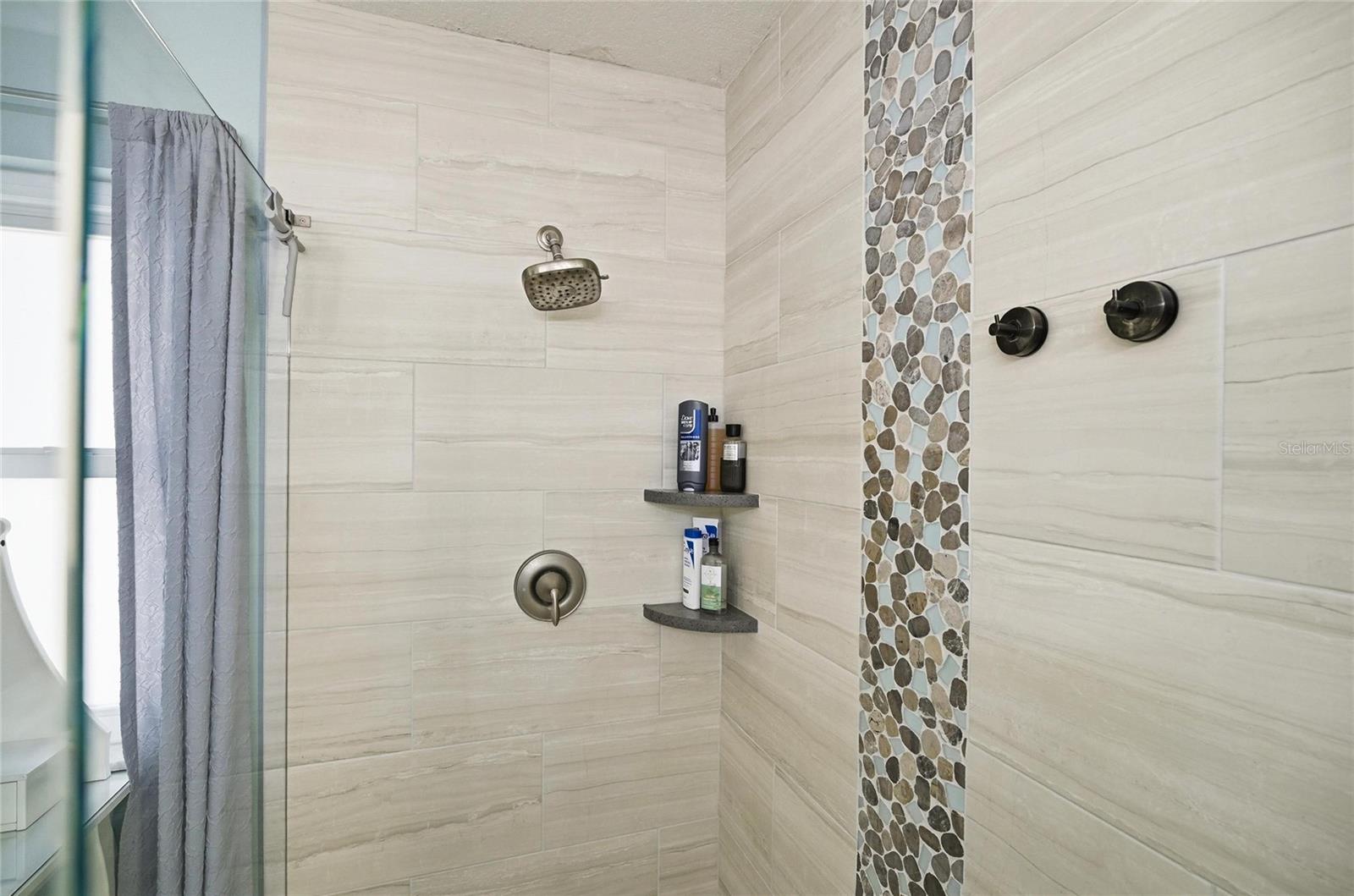 Image 31 of 49 For 28 Biscay Lane