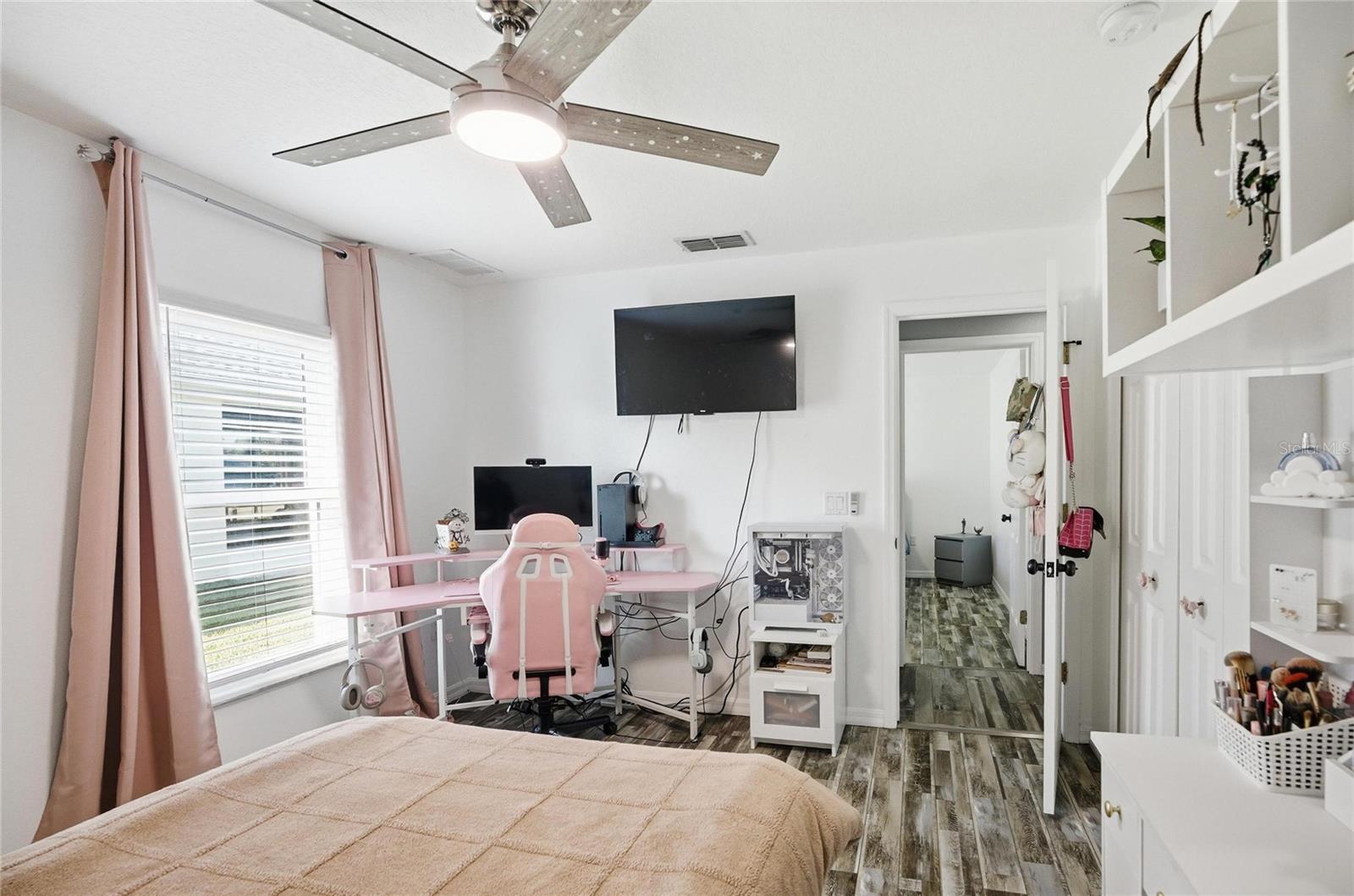 Image 34 of 49 For 28 Biscay Lane