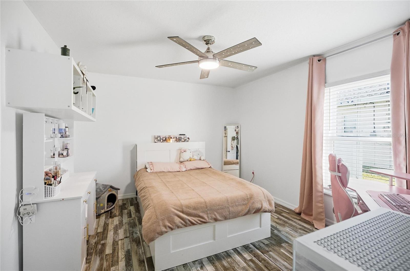 Image 35 of 49 For 28 Biscay Lane