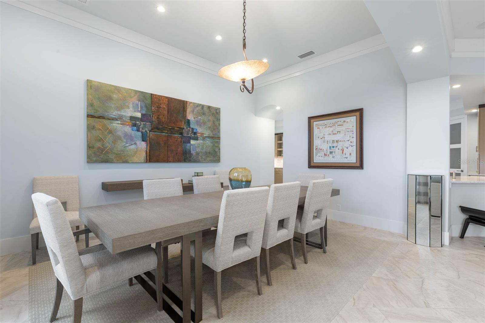 Image 15 of 71 For 2 Driftwood Lane