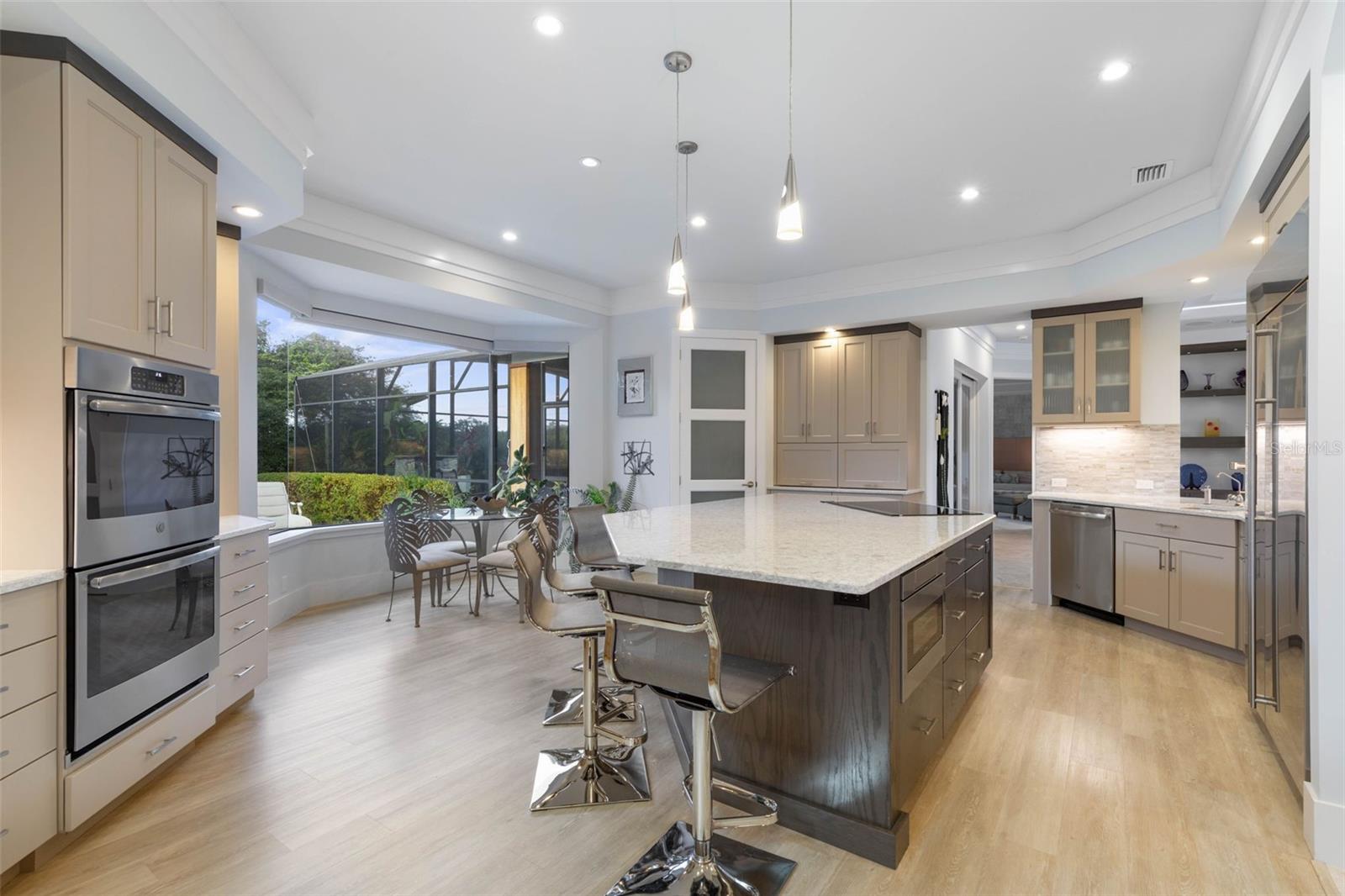 Image 17 of 71 For 2 Driftwood Lane