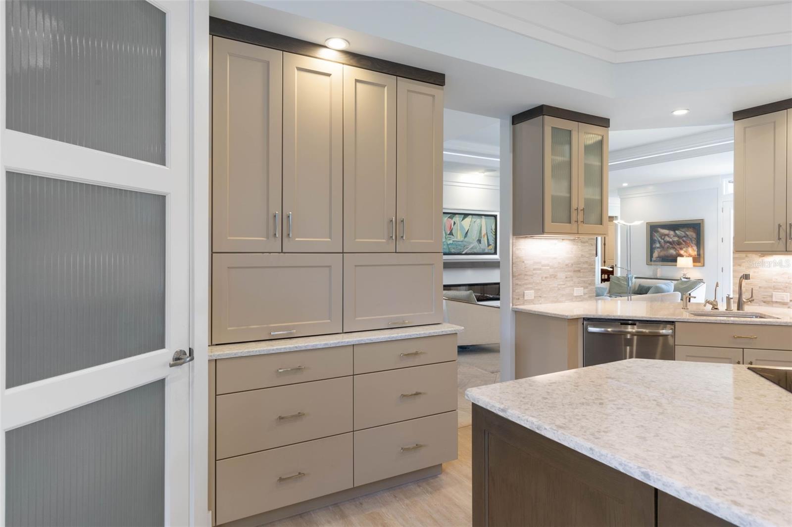 Image 25 of 71 For 2 Driftwood Lane