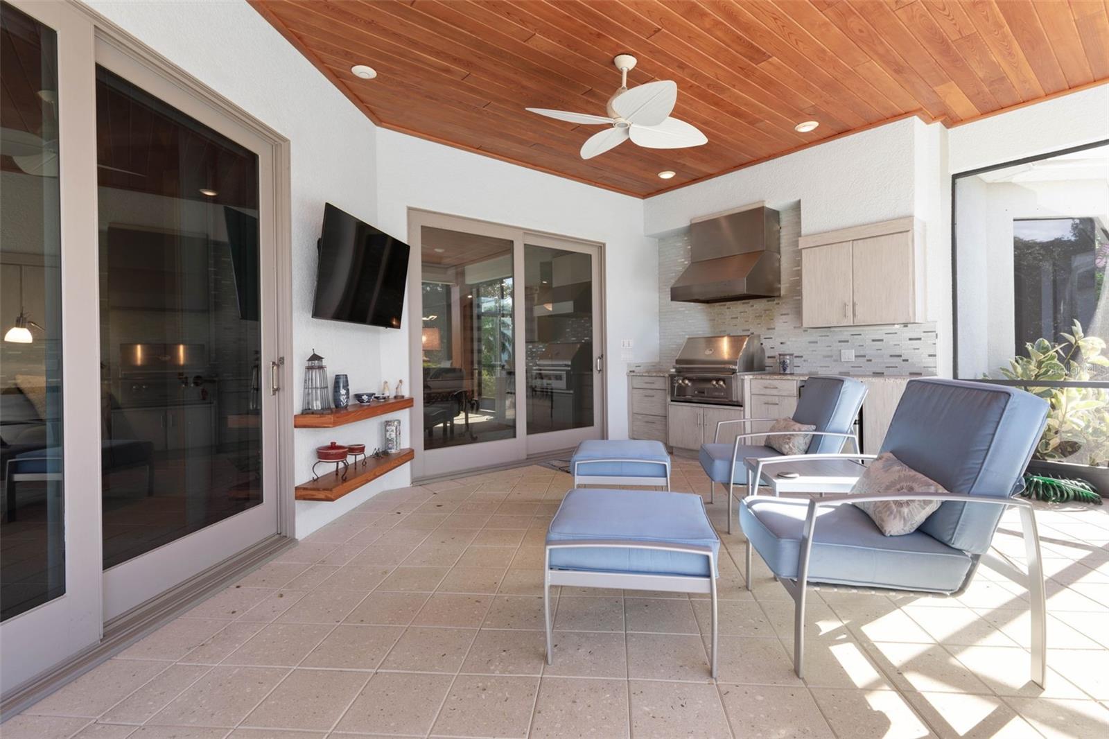 Image 28 of 71 For 2 Driftwood Lane