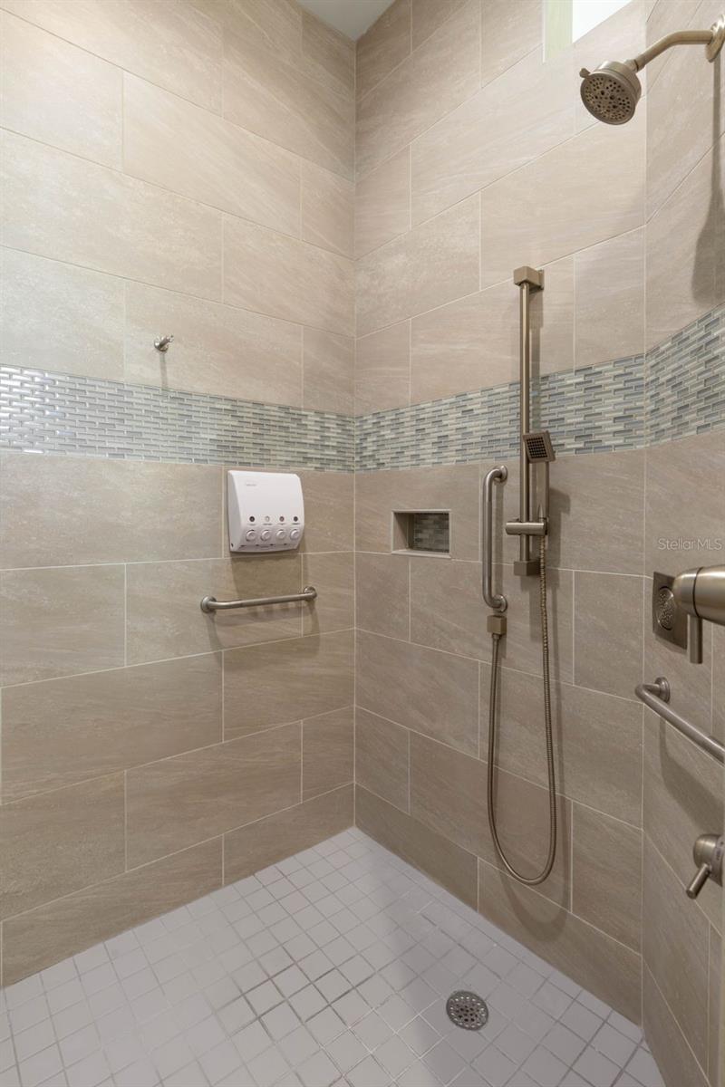 Image 48 of 71 For 2 Driftwood Lane