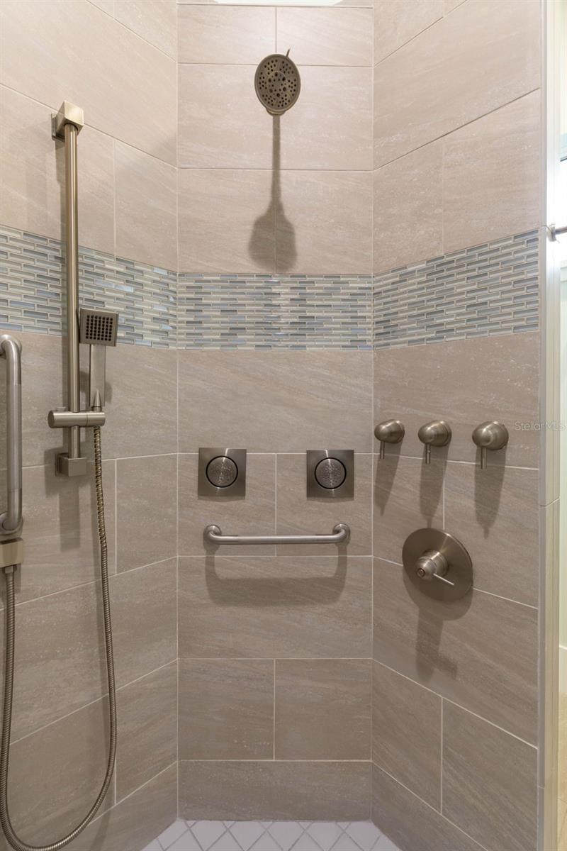 Image 49 of 71 For 2 Driftwood Lane