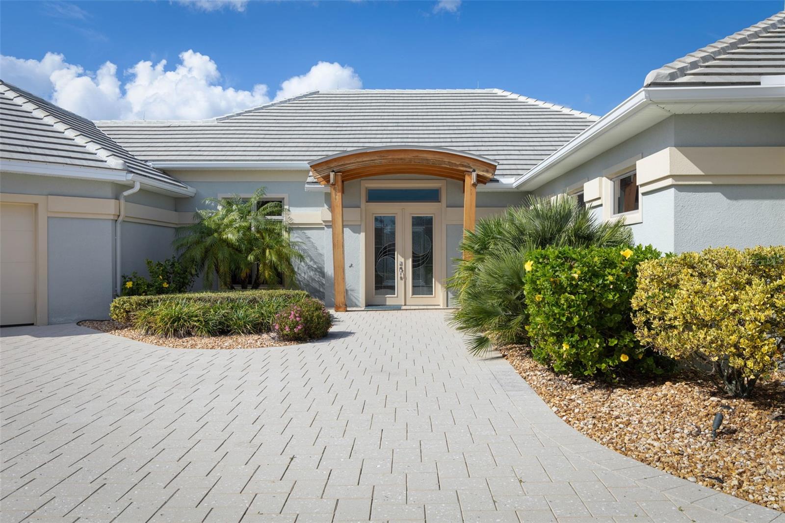 Image 8 of 71 For 2 Driftwood Lane