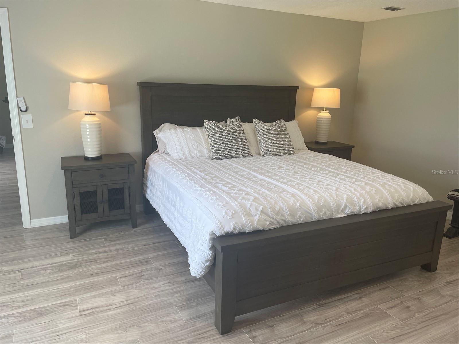 Image 10 of 21 For 2 Unity Court