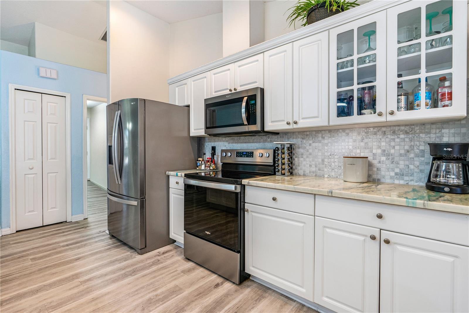 Image 20 of 41 For 6092 Summerlake Drive