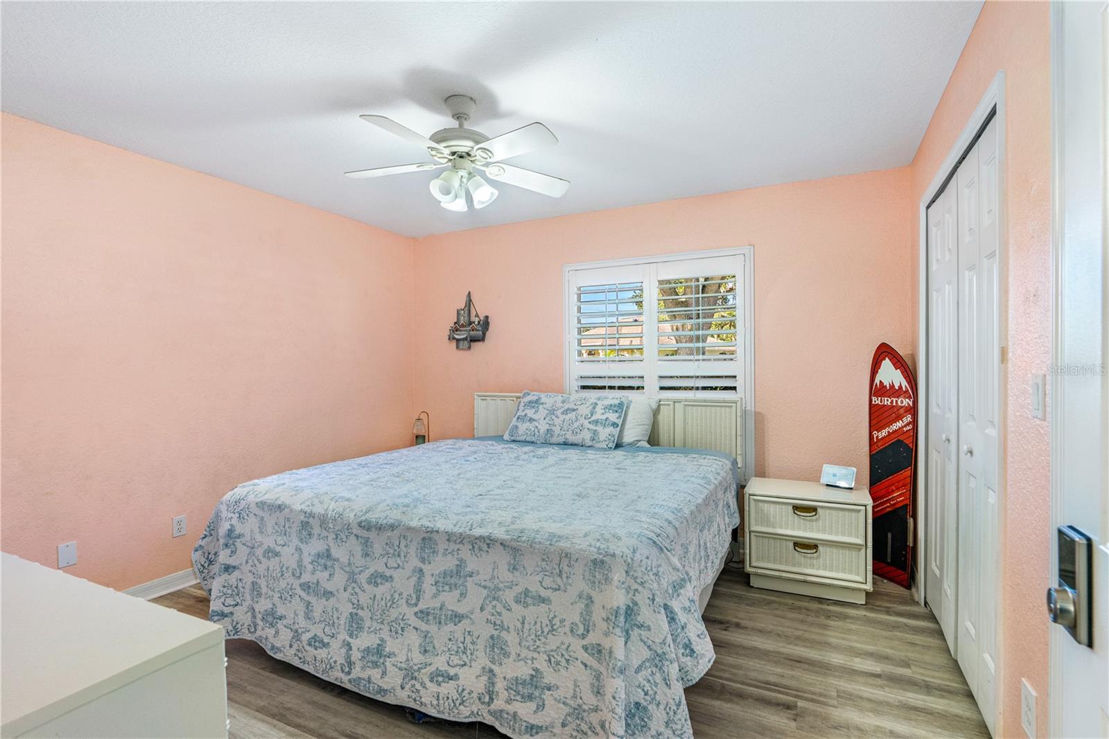 Image 26 of 41 For 6092 Summerlake Drive