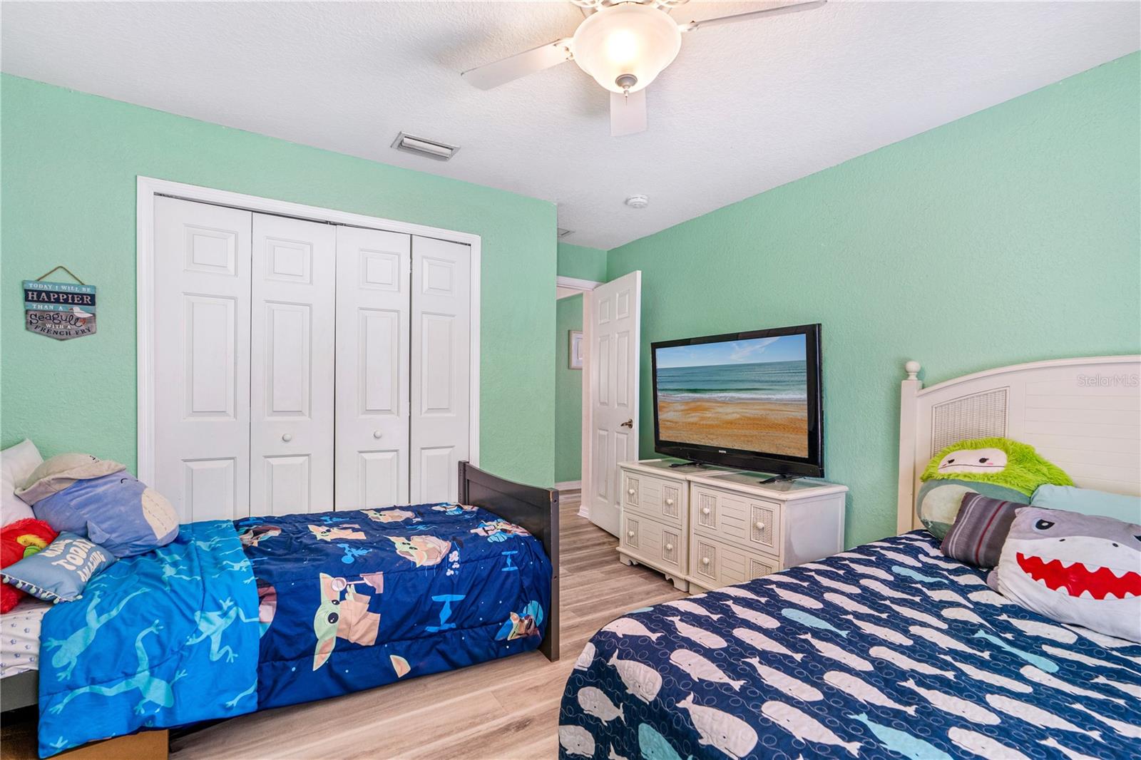 Image 29 of 41 For 6092 Summerlake Drive