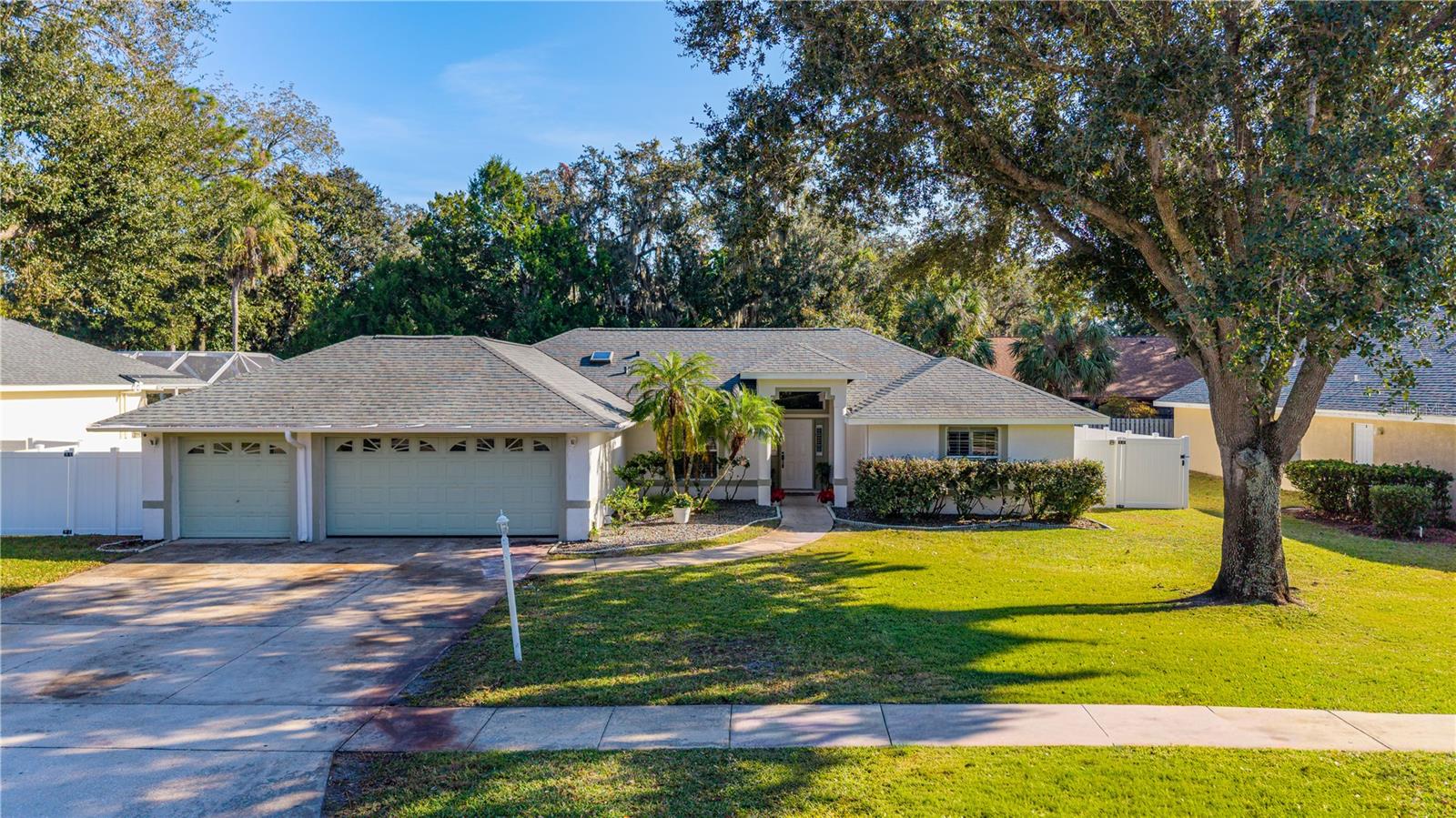 Image 32 of 41 For 6092 Summerlake Drive