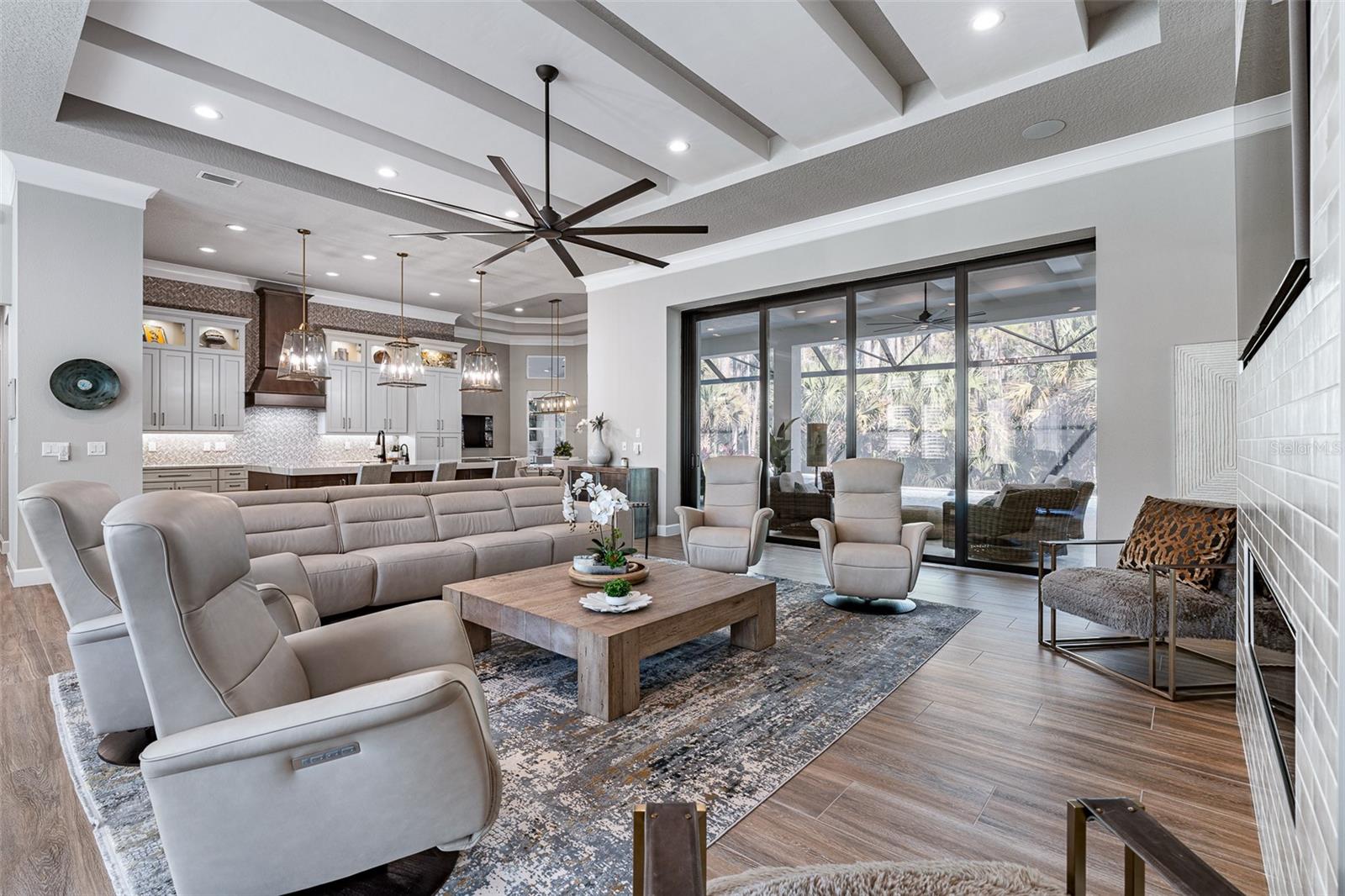 Image 13 of 99 For 264 Stirling Bridge Drive