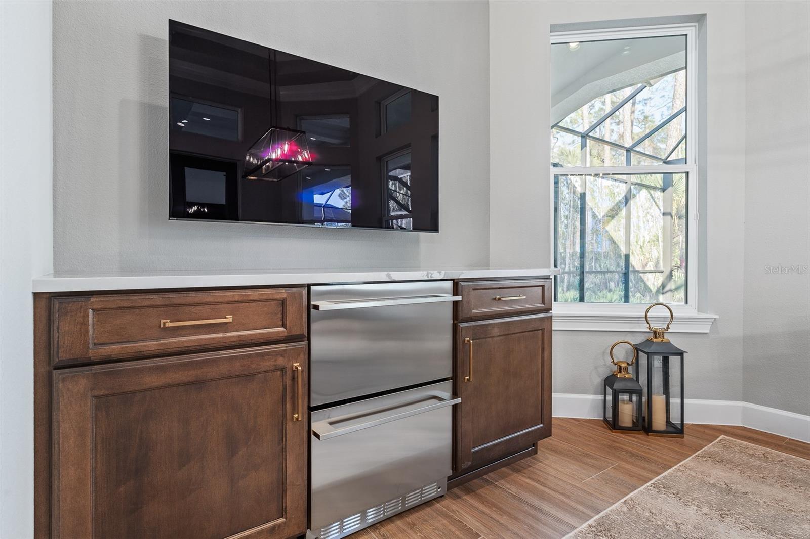 Image 26 of 99 For 264 Stirling Bridge Drive