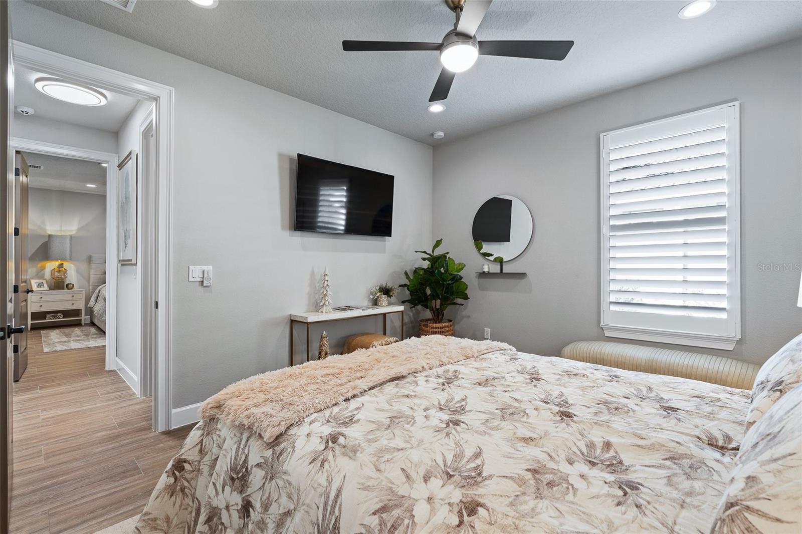 Image 59 of 99 For 264 Stirling Bridge Drive